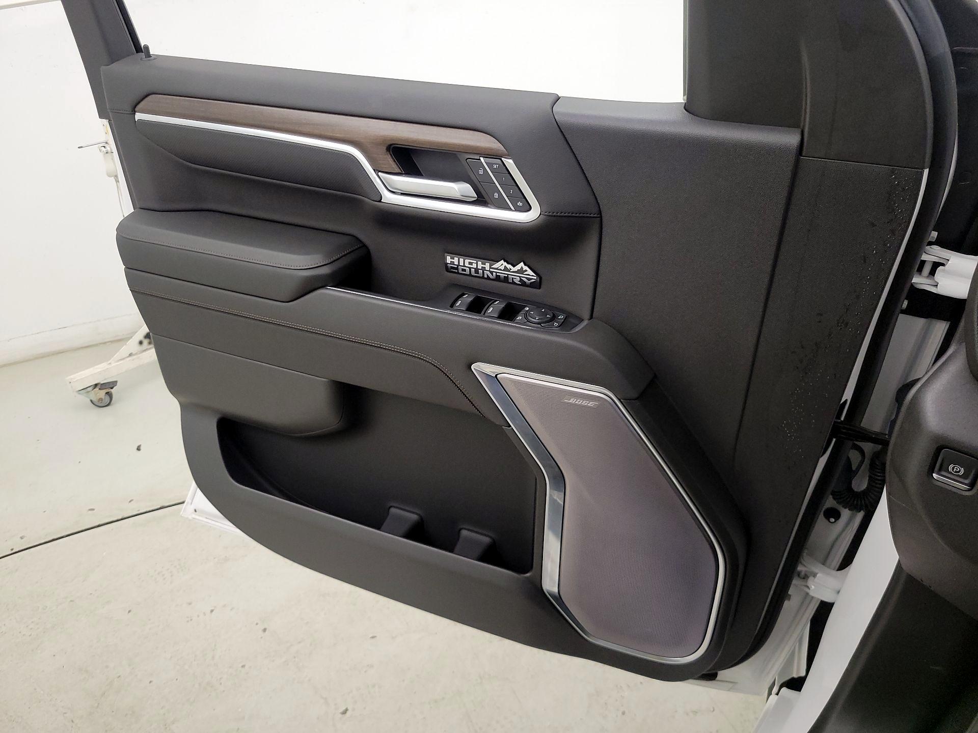 Thumbnail: 2023 Chevrolet Silverado 1500 - 12