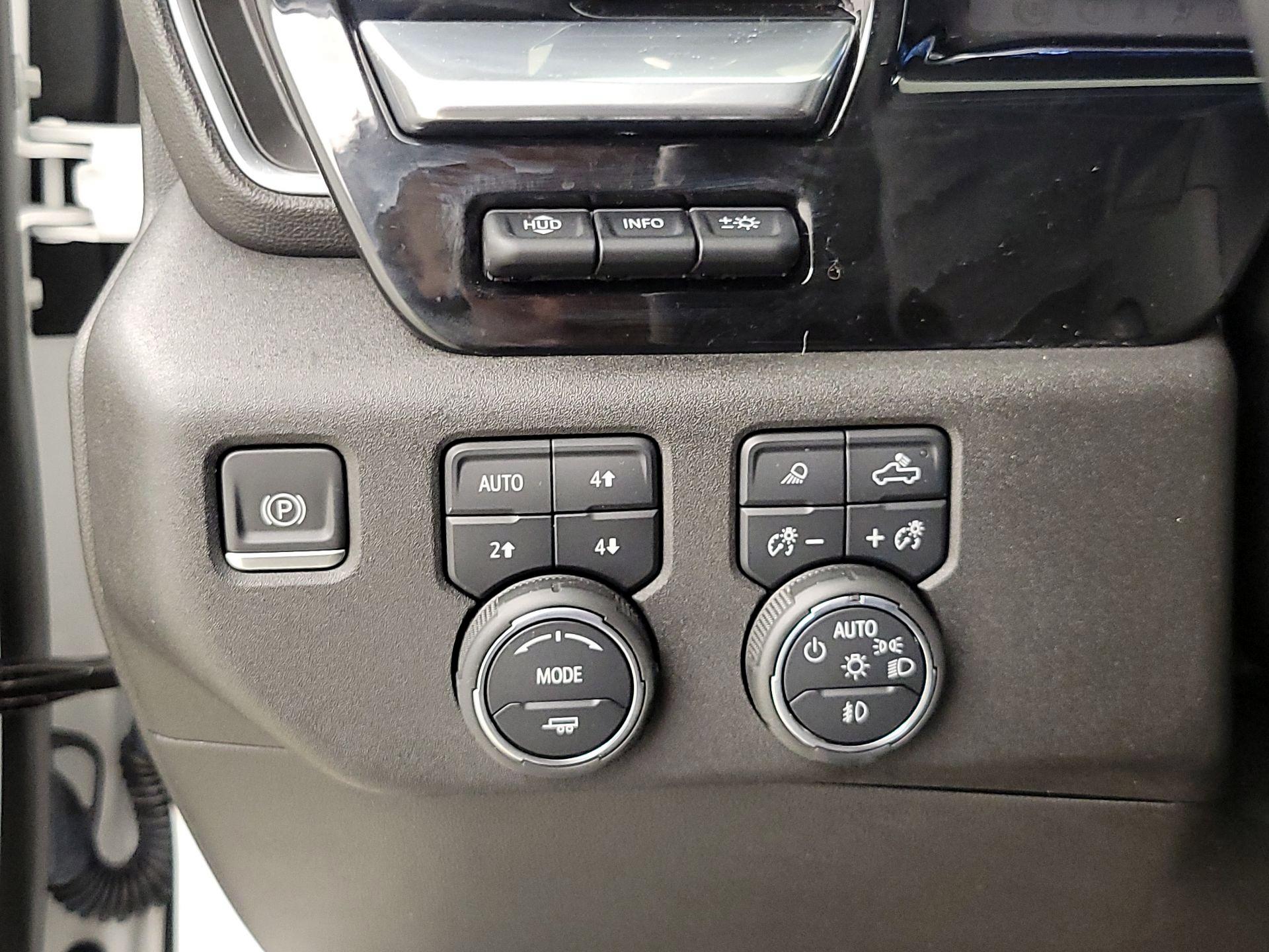 Thumbnail: 2023 Chevrolet Silverado 1500 - 13