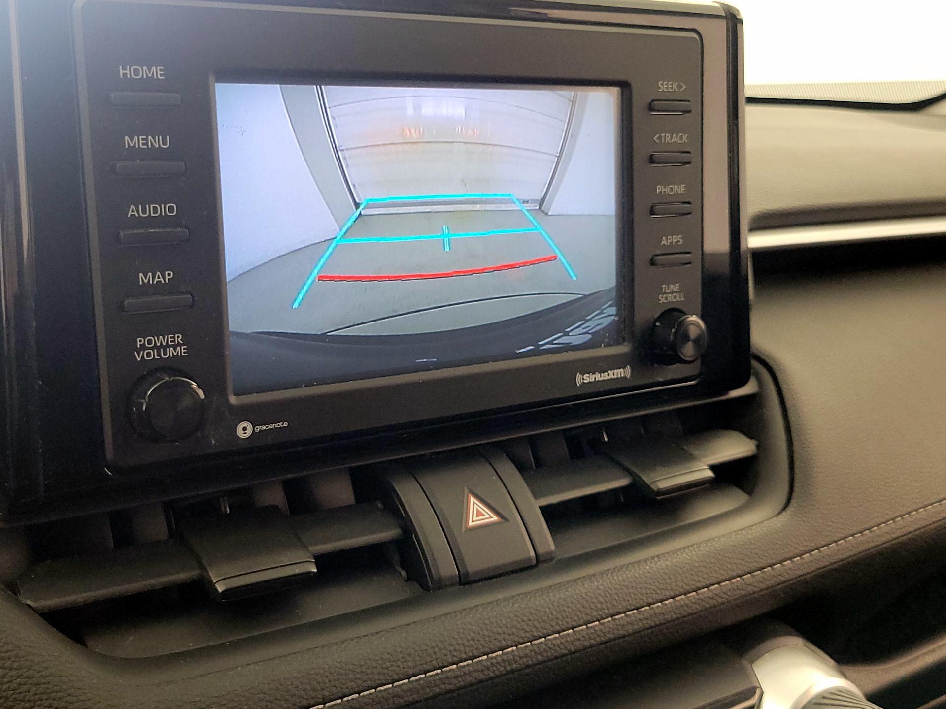 Thumbnail: 2020 Toyota RAV4 - 14