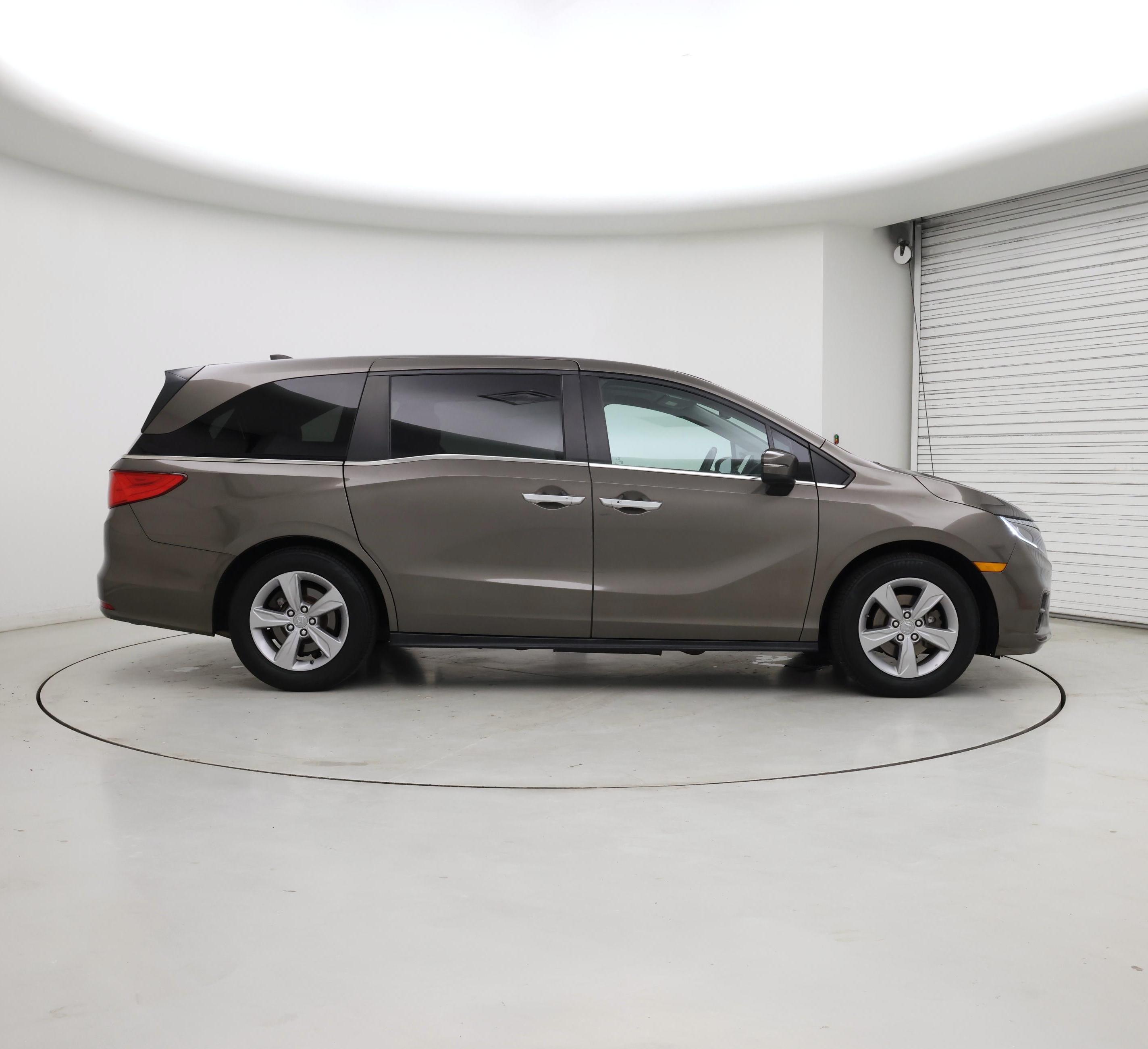 Thumbnail: 2019 Honda Odyssey - 7