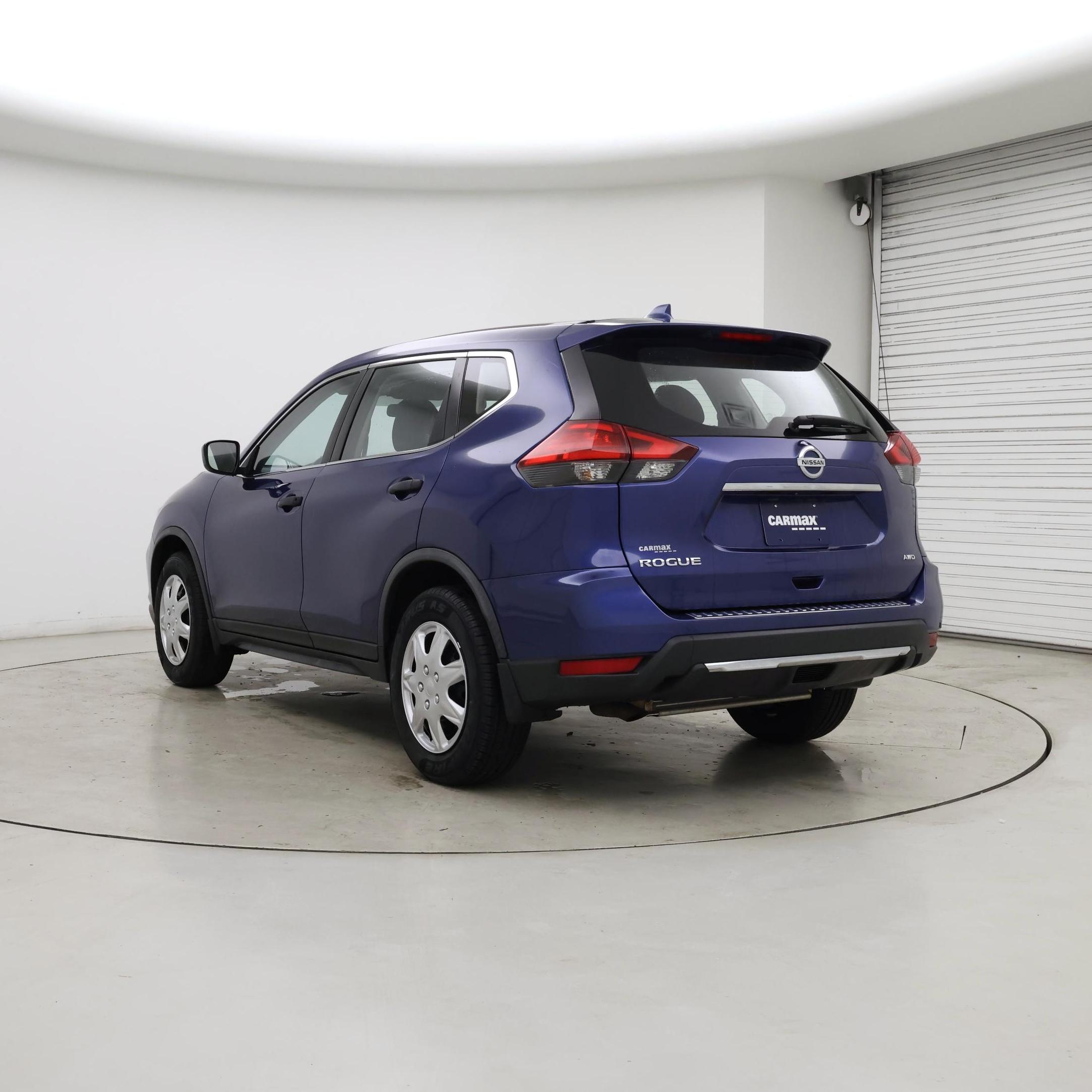 Thumbnail: 2017 Nissan Rogue - 2