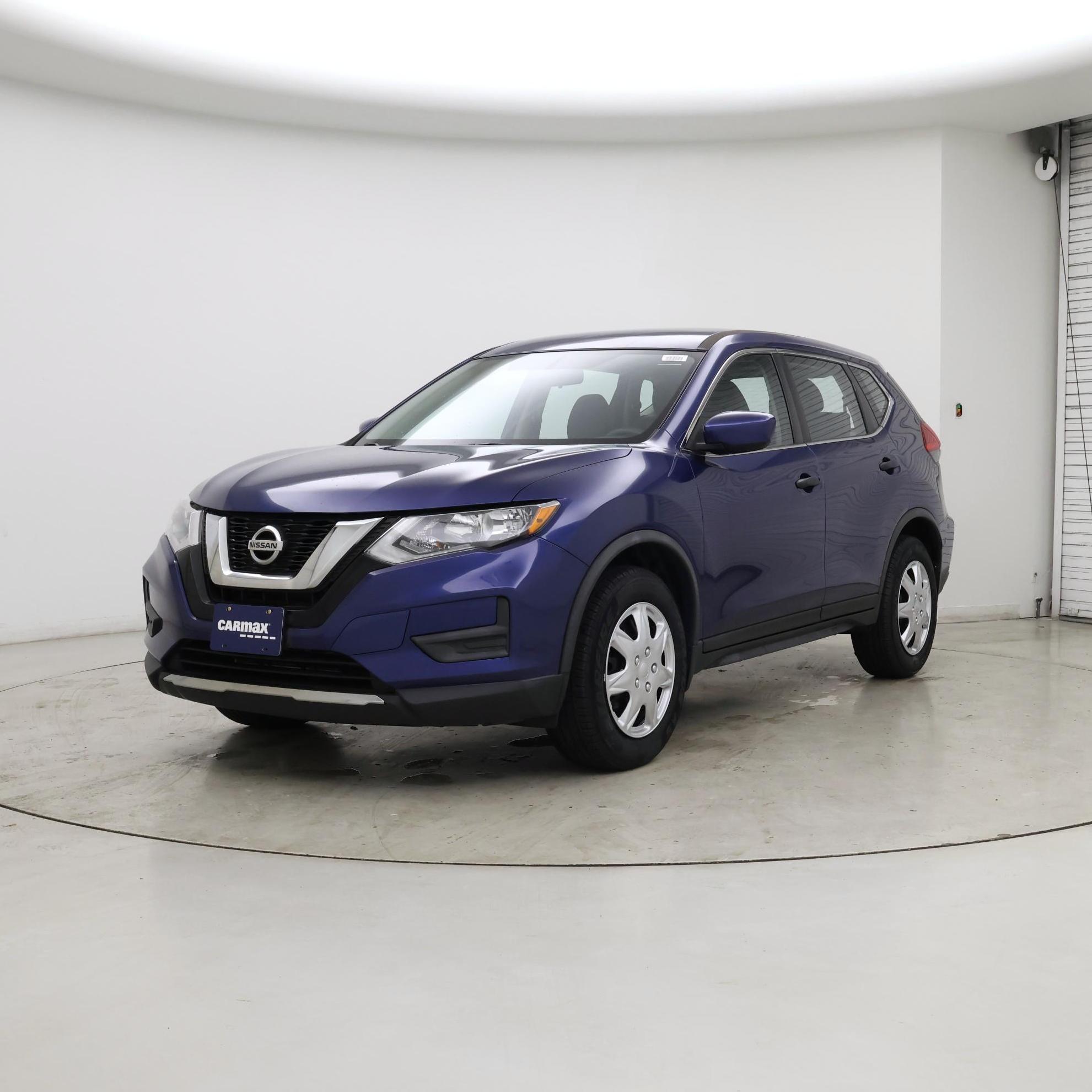 Thumbnail: 2017 Nissan Rogue - 4