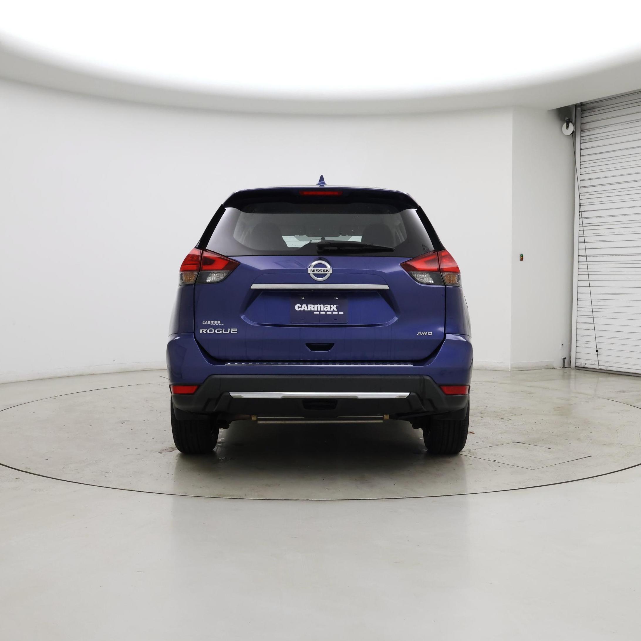 Thumbnail: 2017 Nissan Rogue - 6