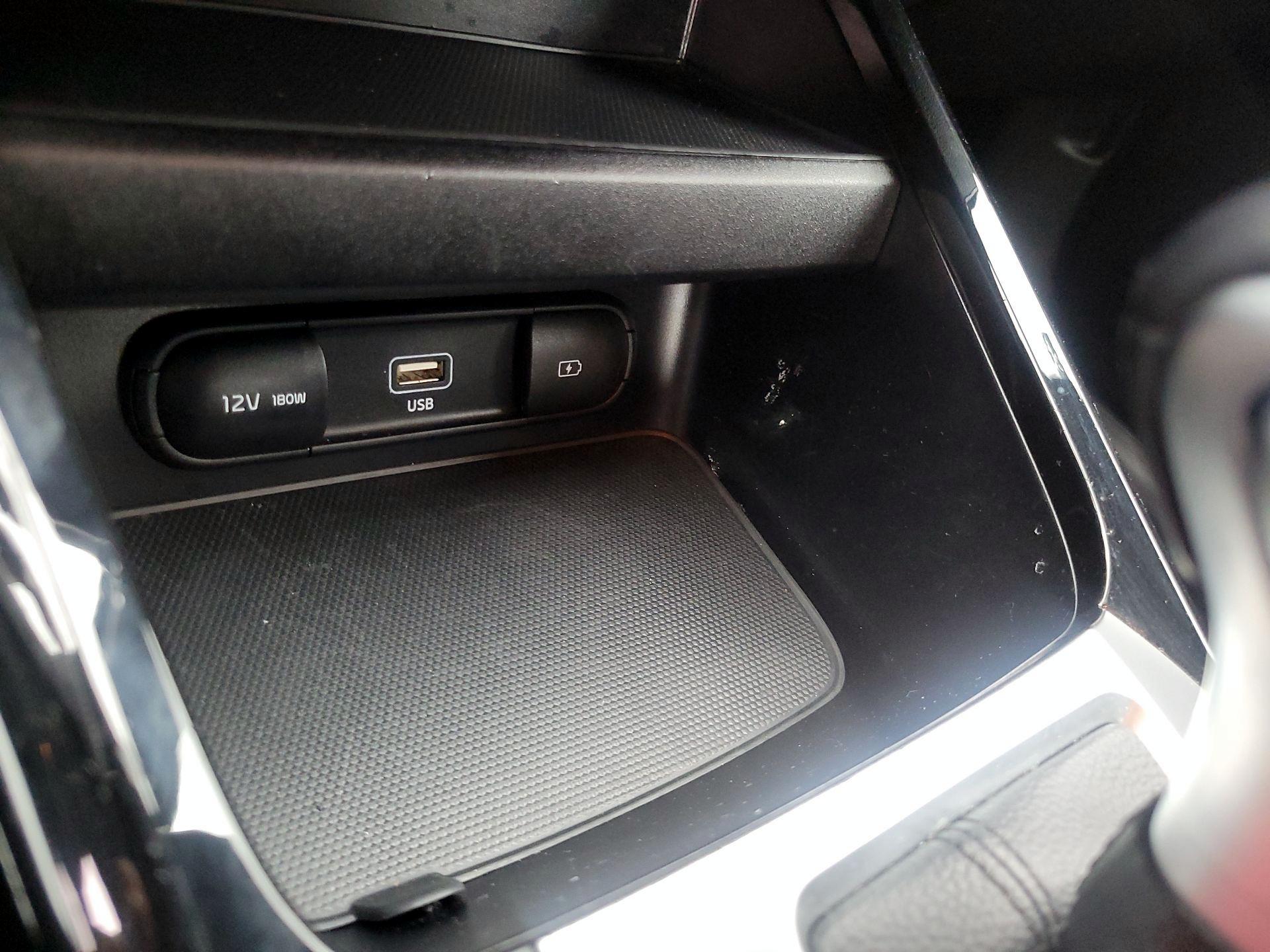 Thumbnail: 2023 Kia Forte - 17