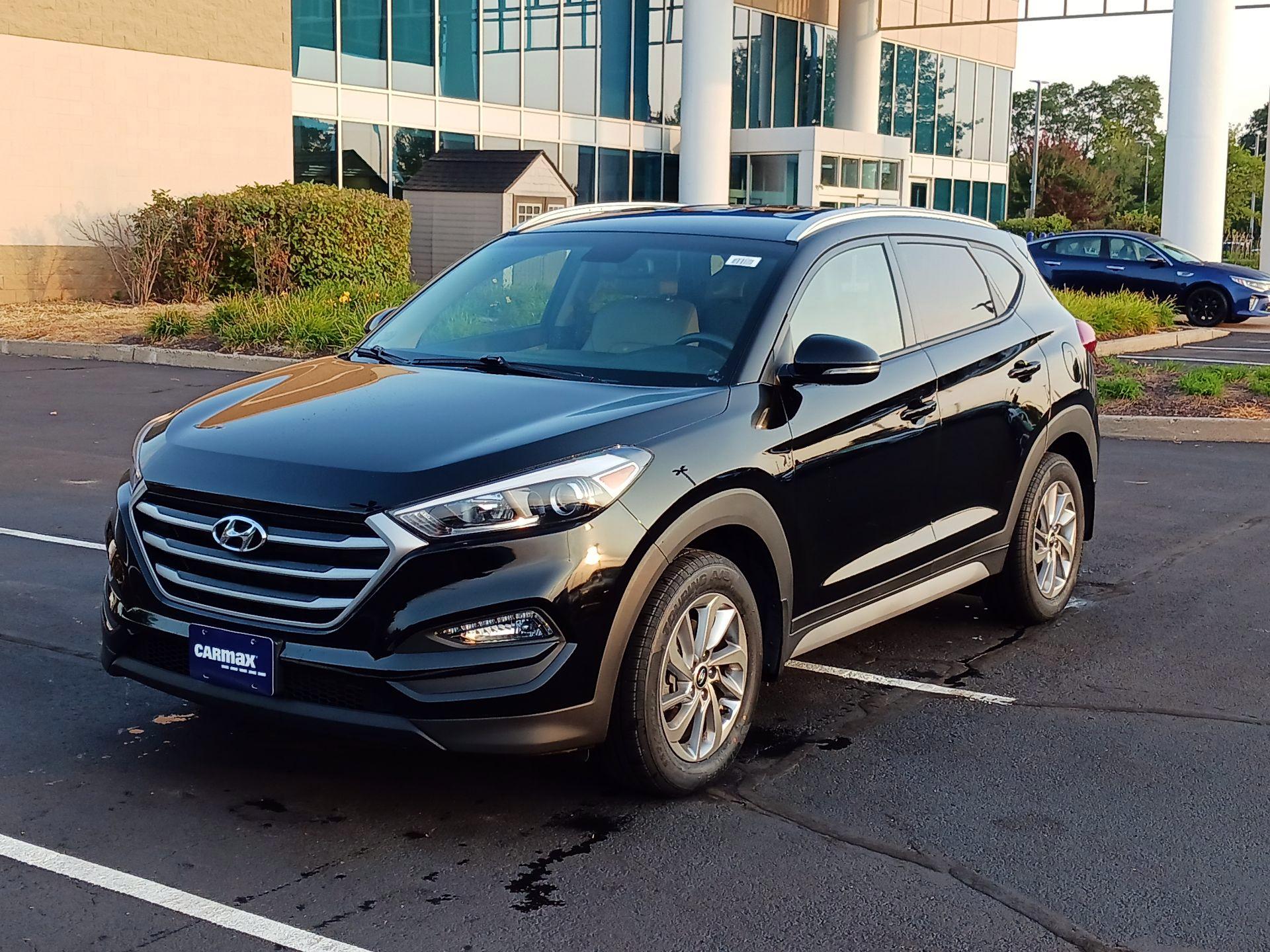 Thumbnail: 2018 Hyundai Tucson - 3