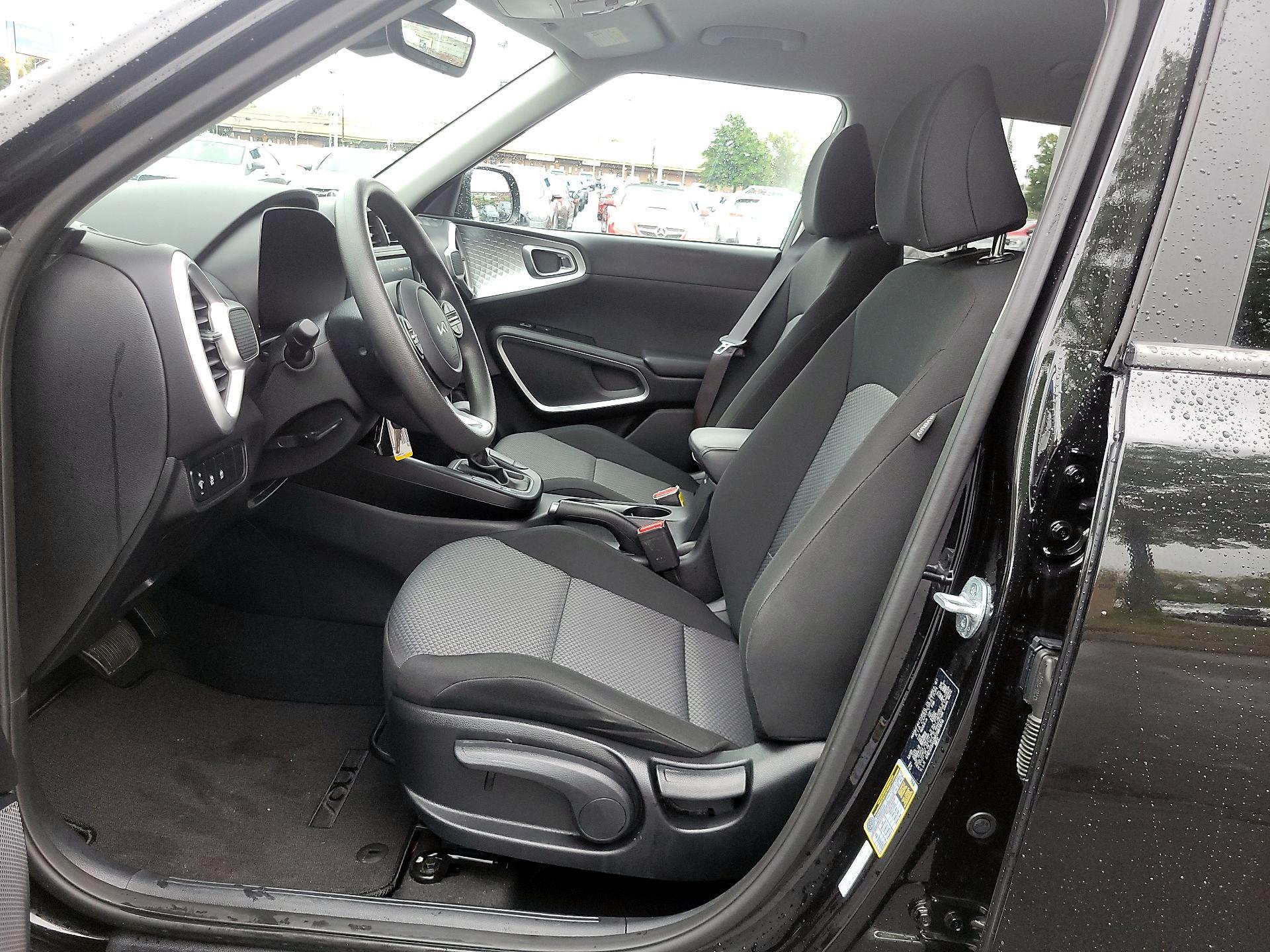 Thumbnail: 2023 Kia Soul - 9