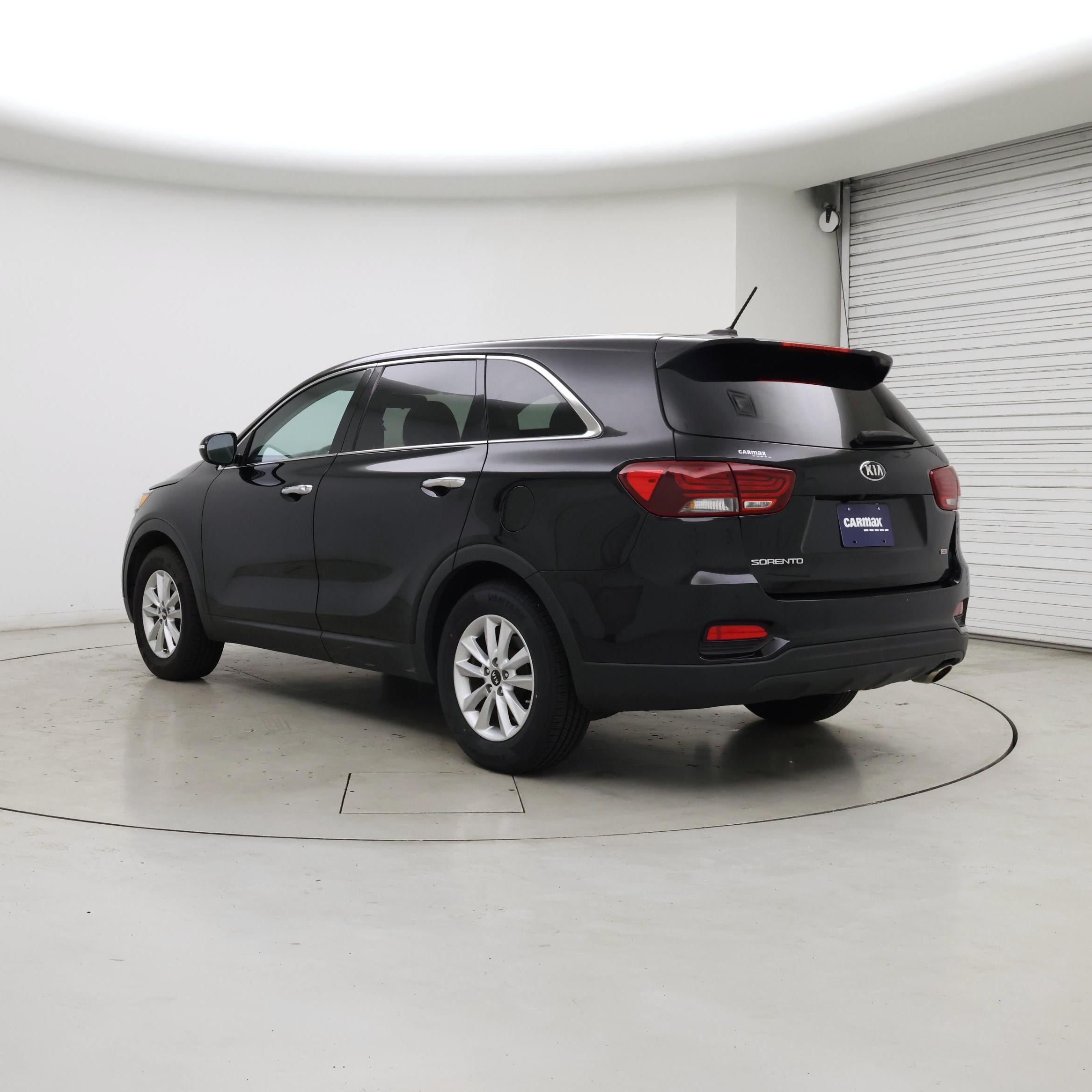 Thumbnail: 2020 Kia Sorento - 2