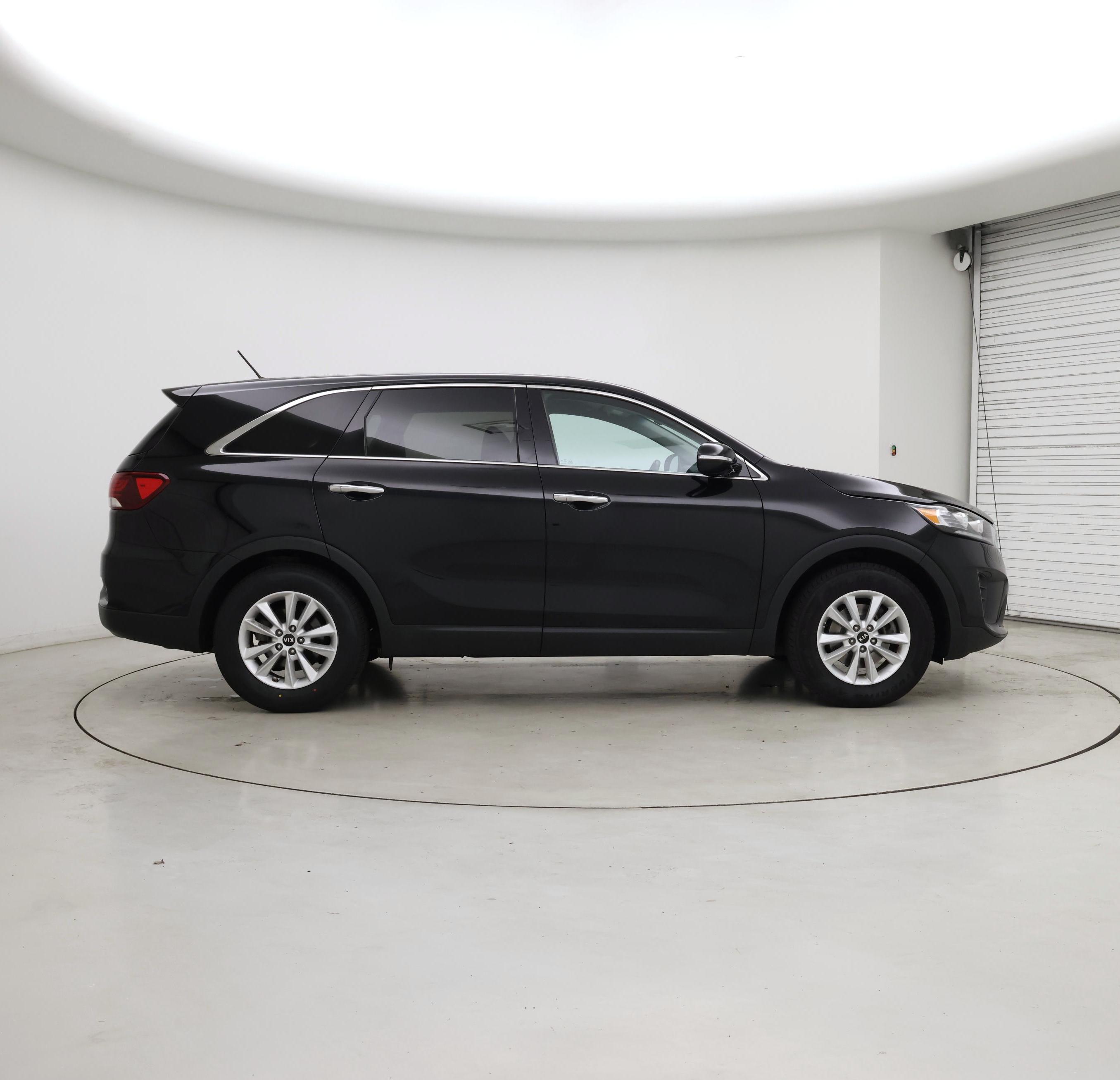 Thumbnail: 2020 Kia Sorento - 7