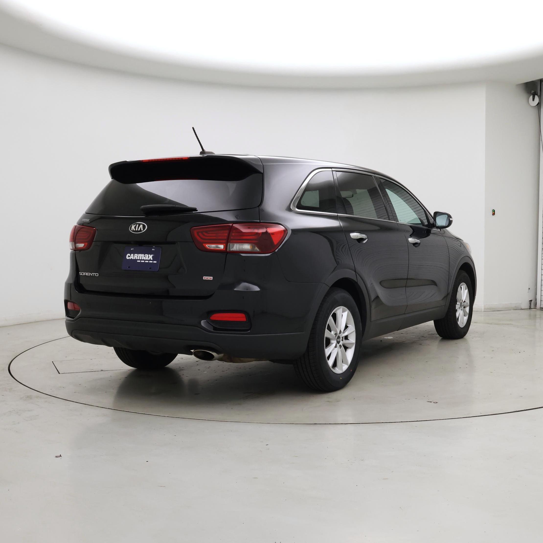 Thumbnail: 2020 Kia Sorento - 8