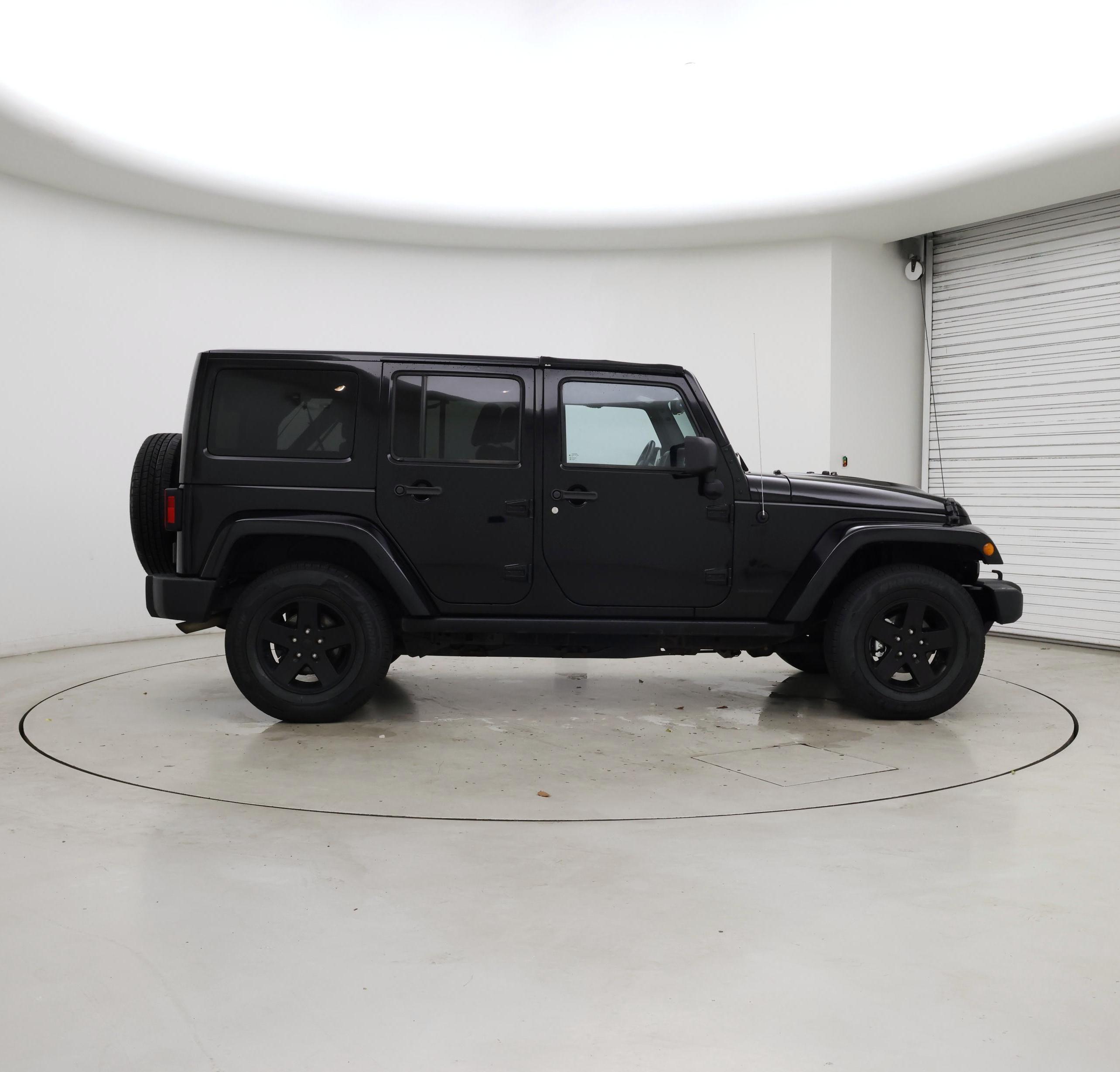 Thumbnail: 2015 Jeep Wrangler - 7