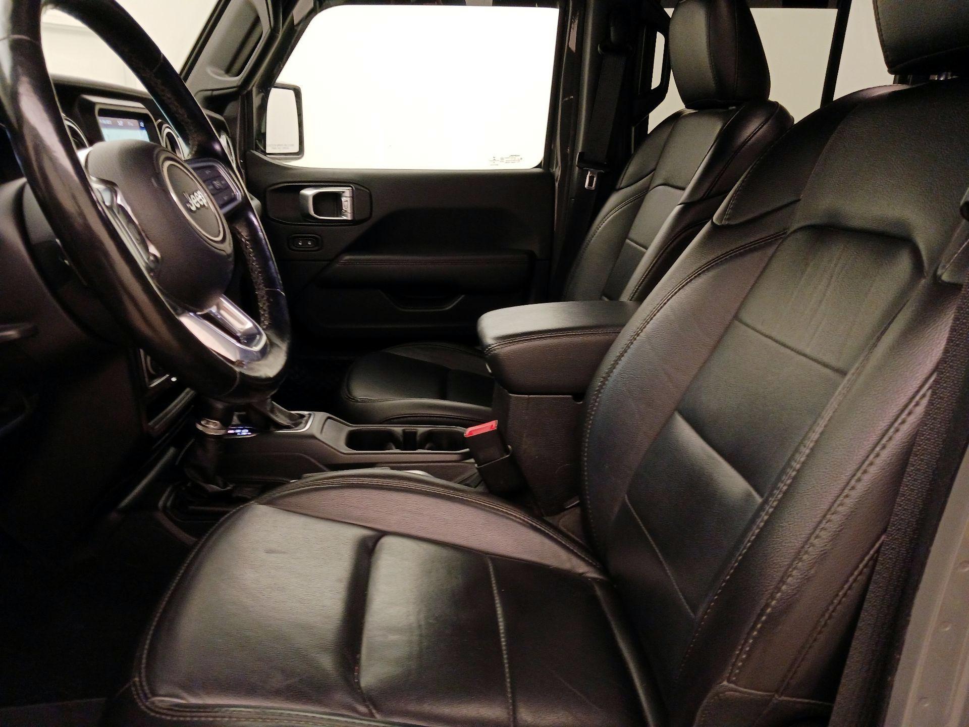 Thumbnail: 2020 Jeep Wrangler - 11