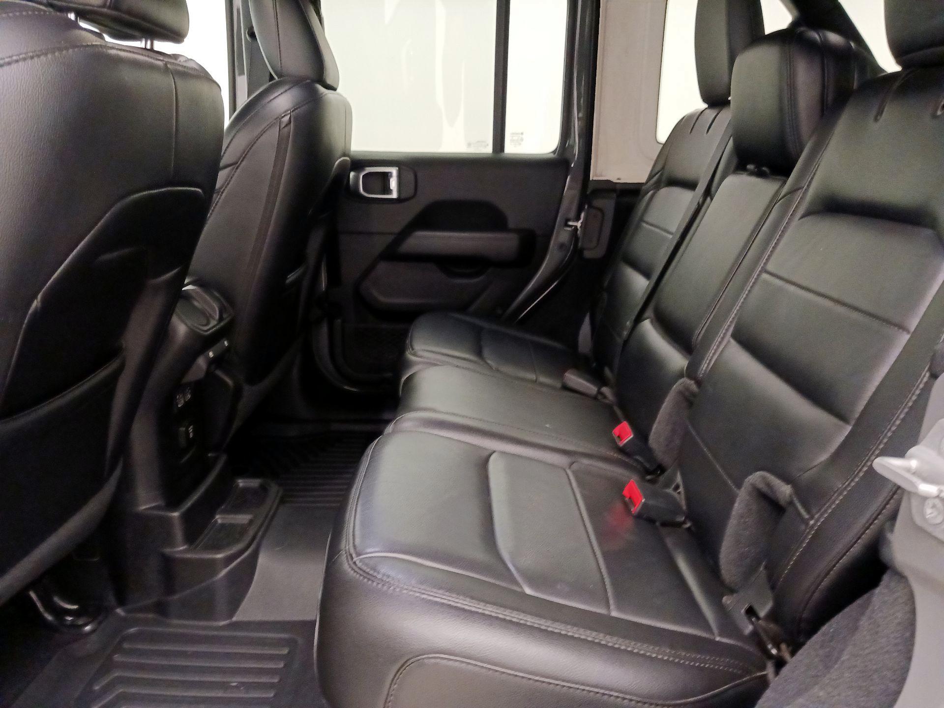 Thumbnail: 2020 Jeep Wrangler - 20