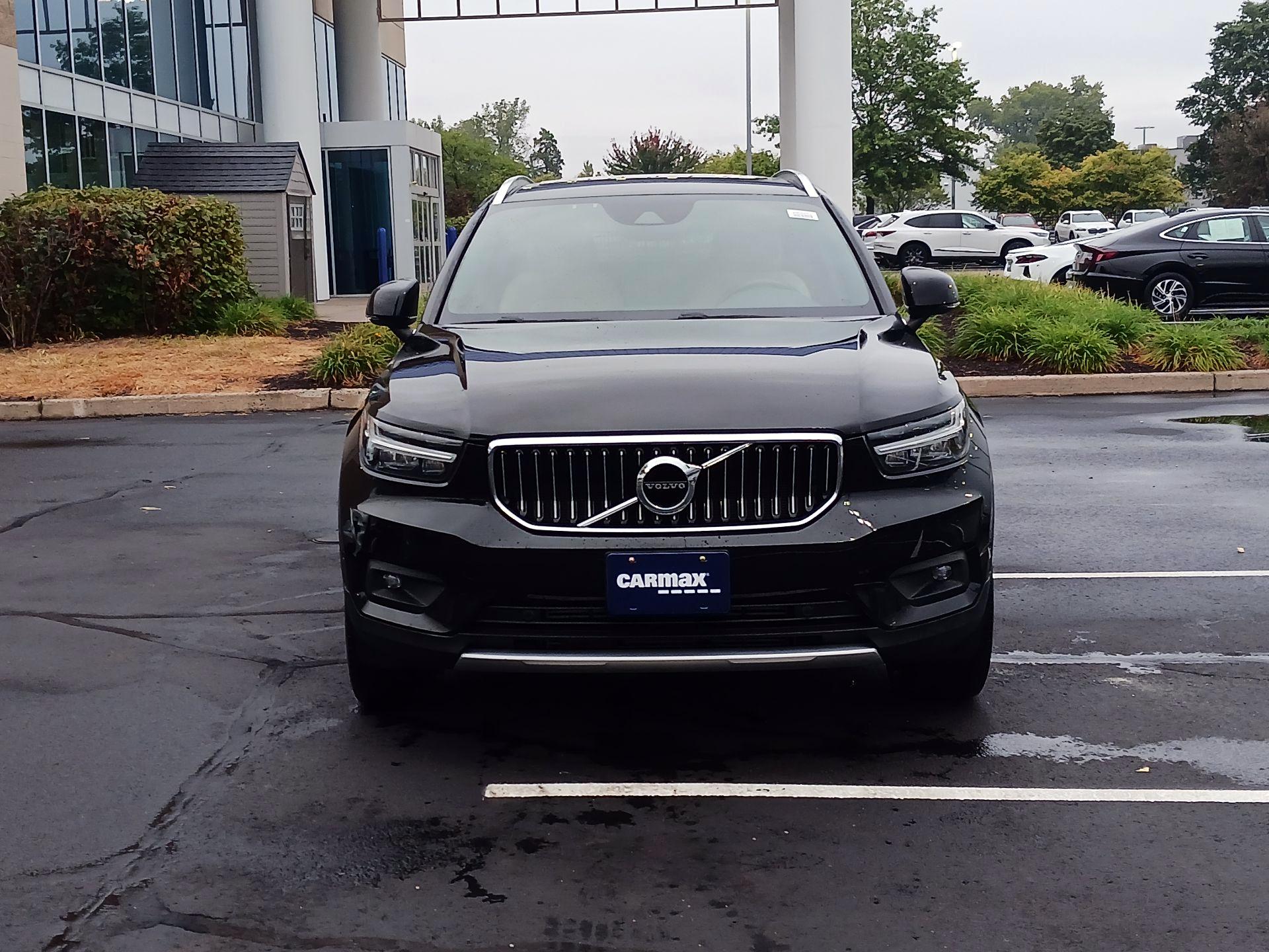 Thumbnail: 2019 Volvo XC40 - 2