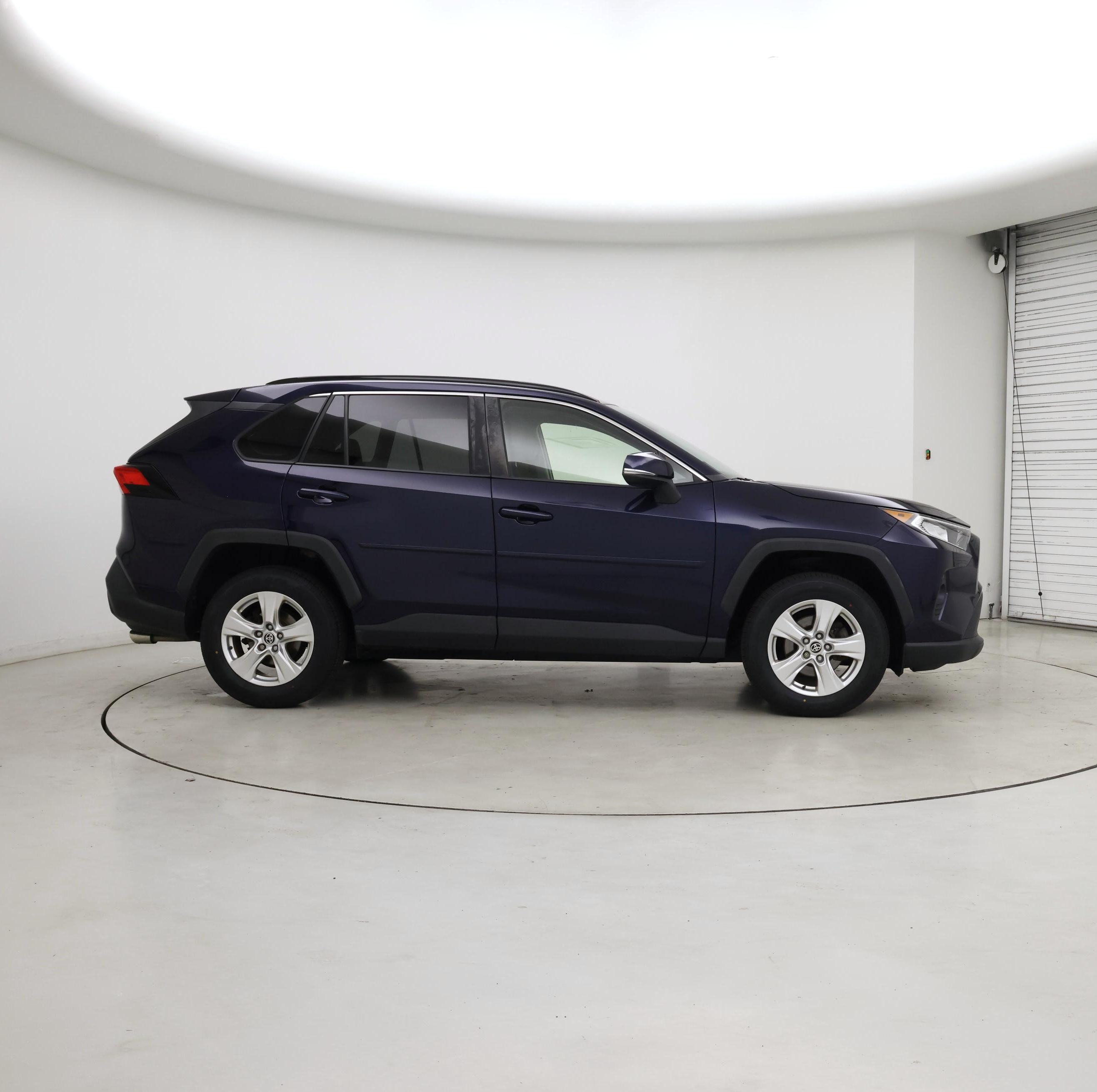 Thumbnail: 2020 Toyota RAV4 - 7