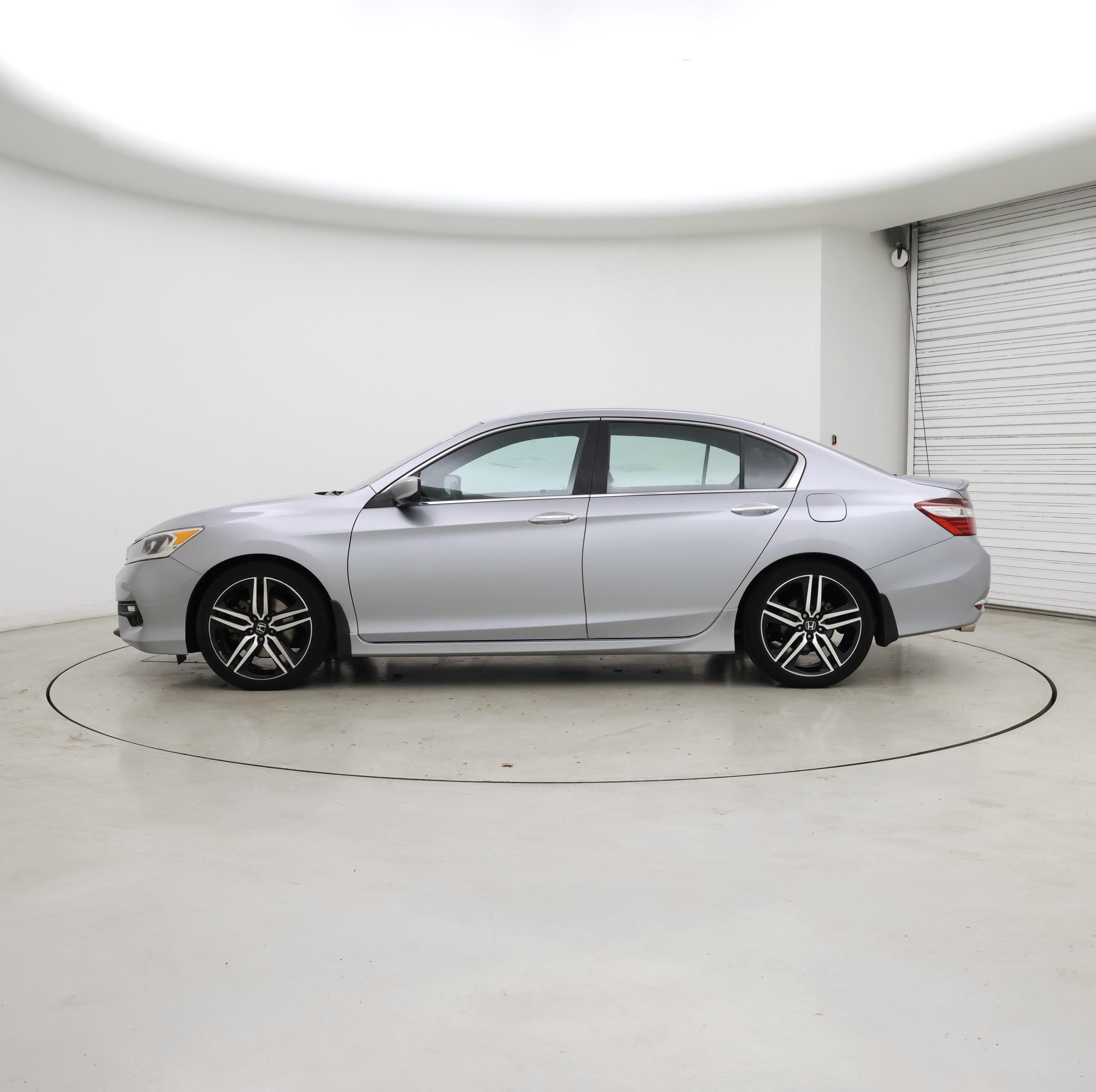 Thumbnail: 2017 Honda Accord - 3