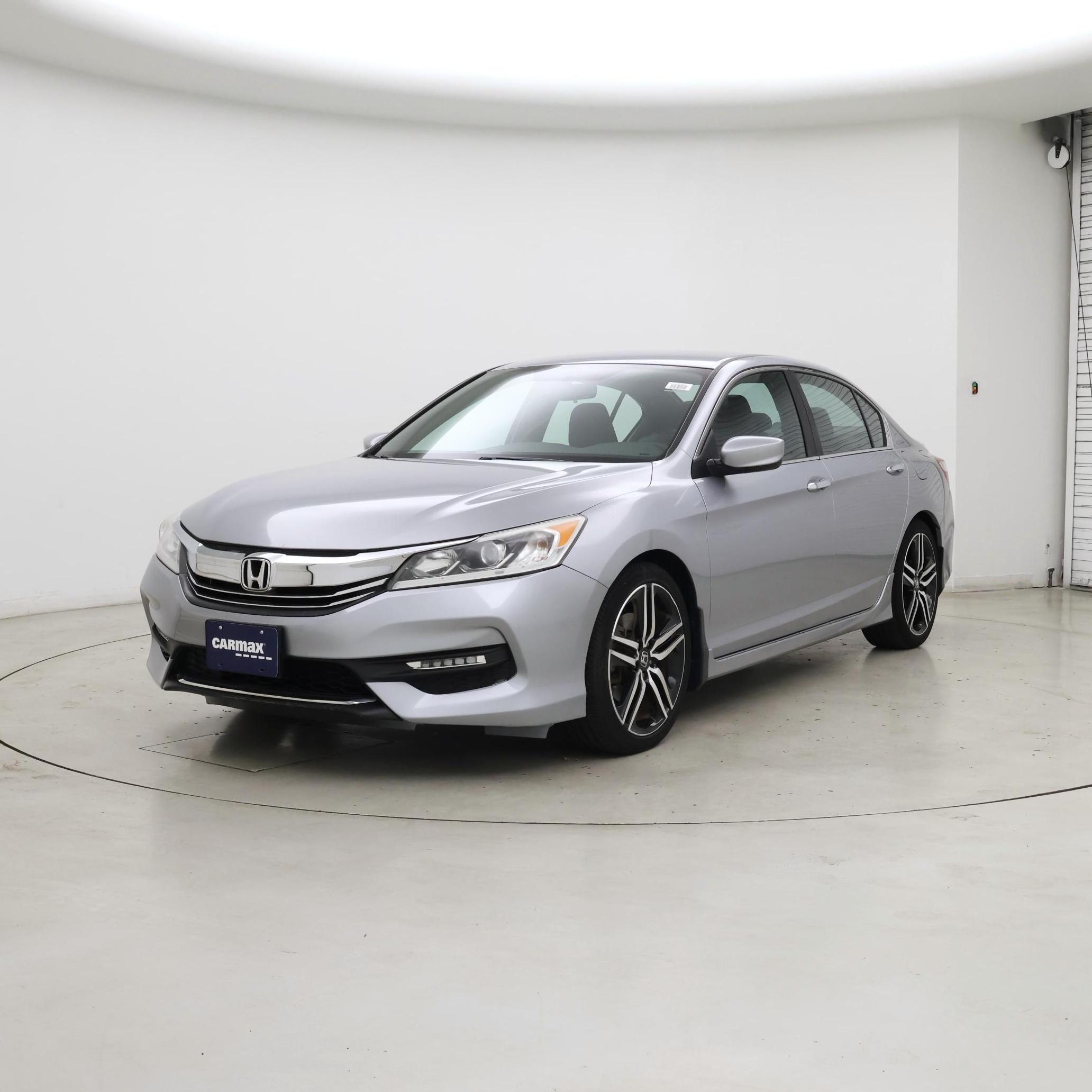 Thumbnail: 2017 Honda Accord - 4