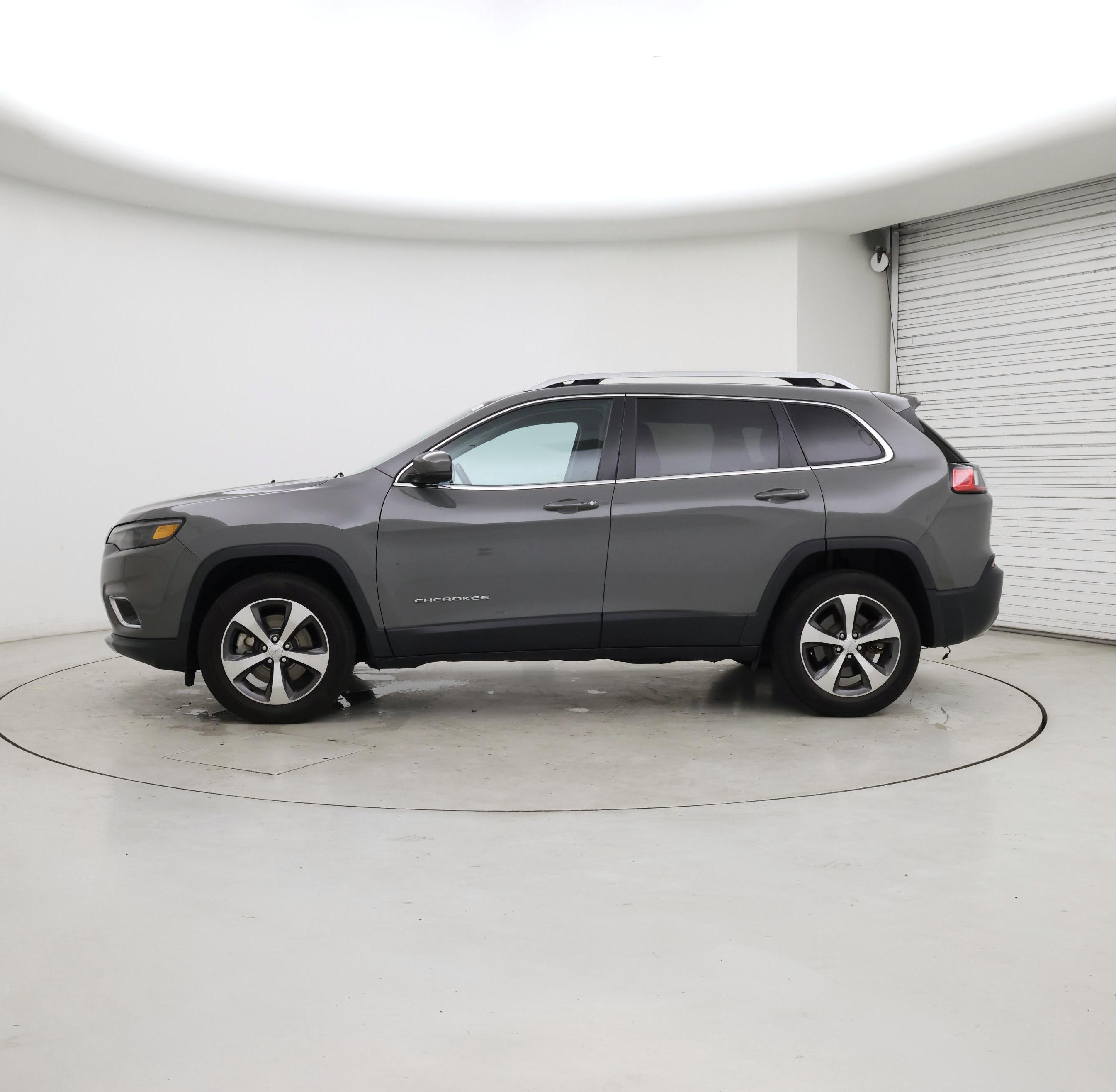 Thumbnail: 2020 Jeep Cherokee - 3