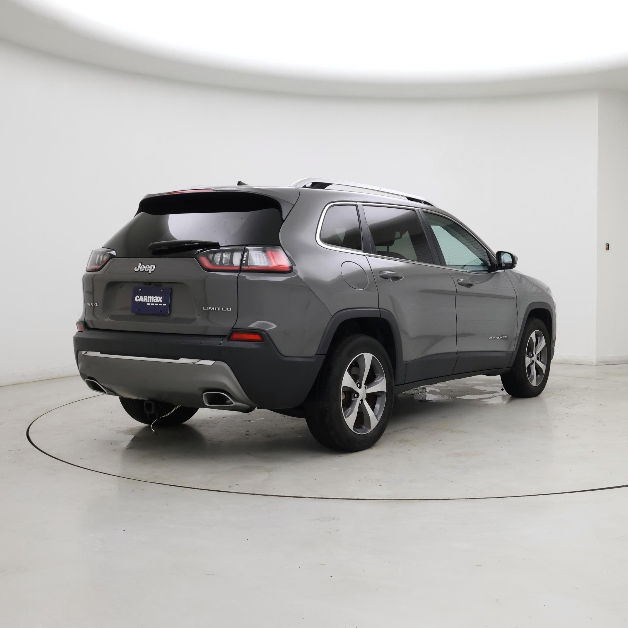 Thumbnail: 2020 Jeep Cherokee - 8