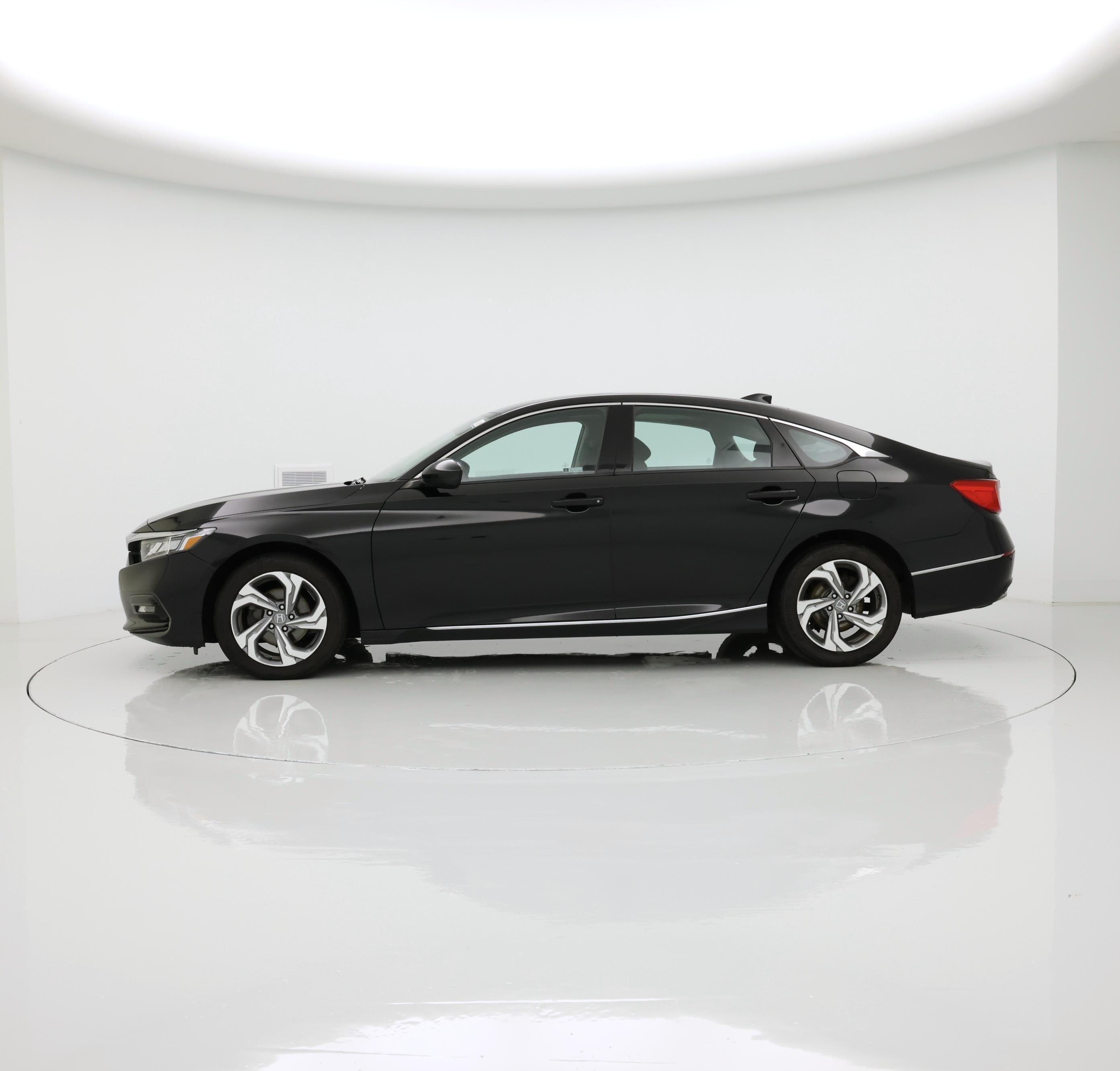 Thumbnail: 2018 Honda Accord - 3