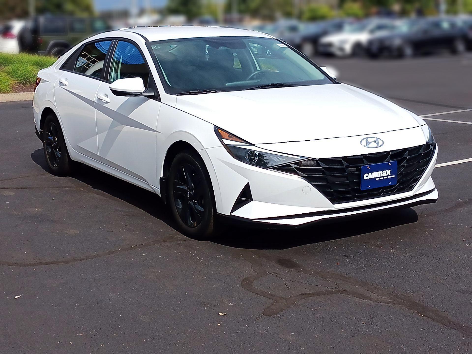Thumbnail: 2023 Hyundai Elantra - 1