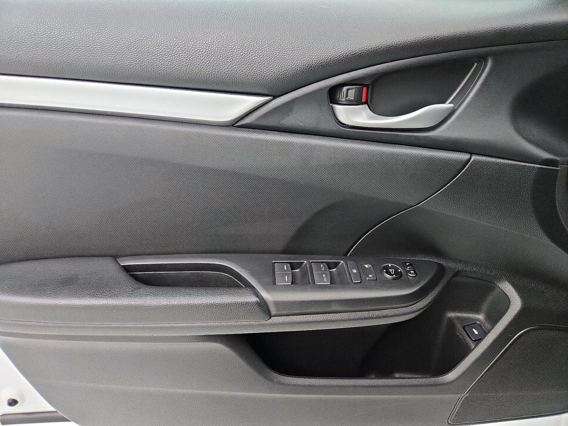 Thumbnail: 2019 Honda Civic - 12