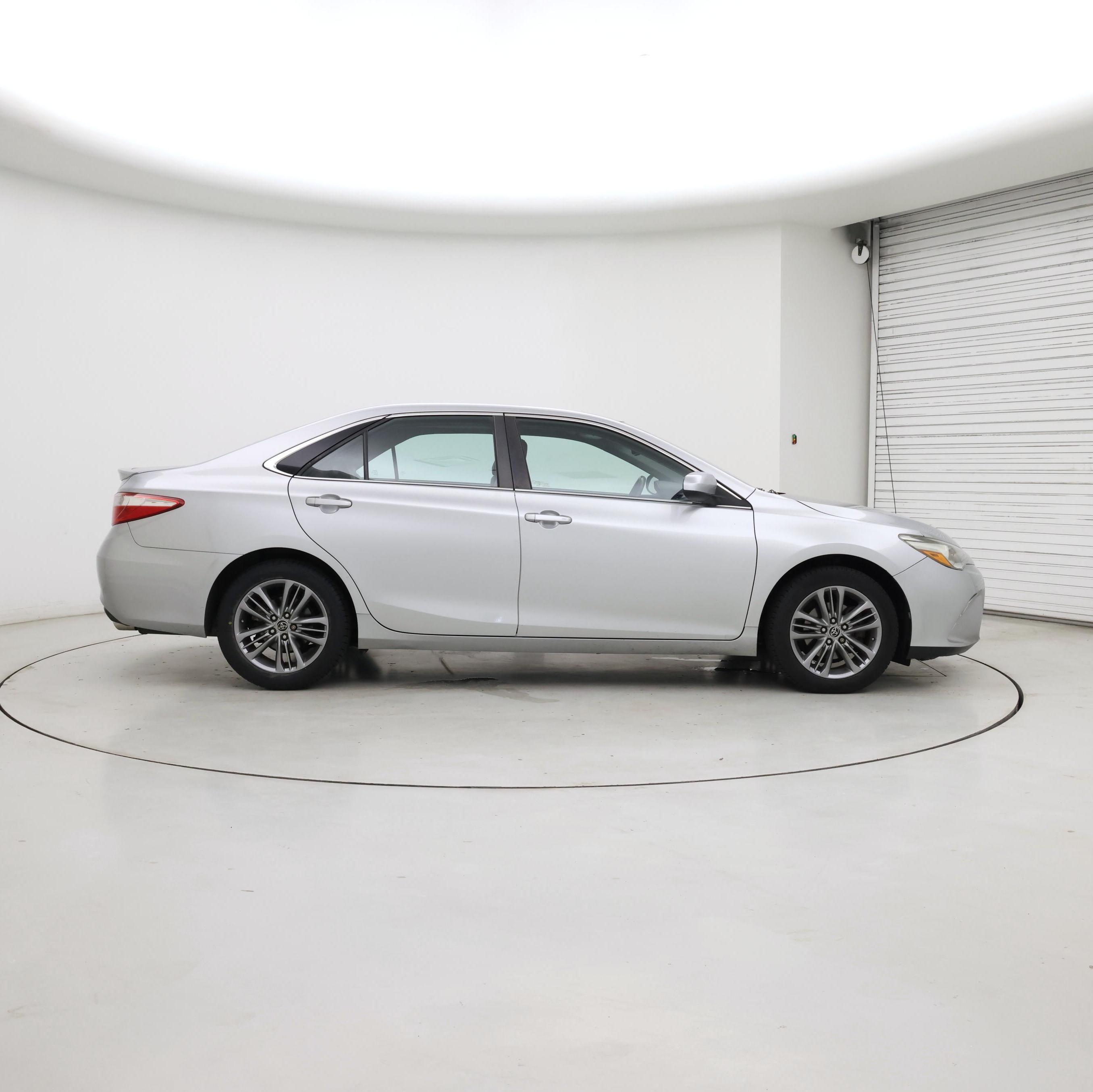 Thumbnail: 2015 Toyota Camry - 7