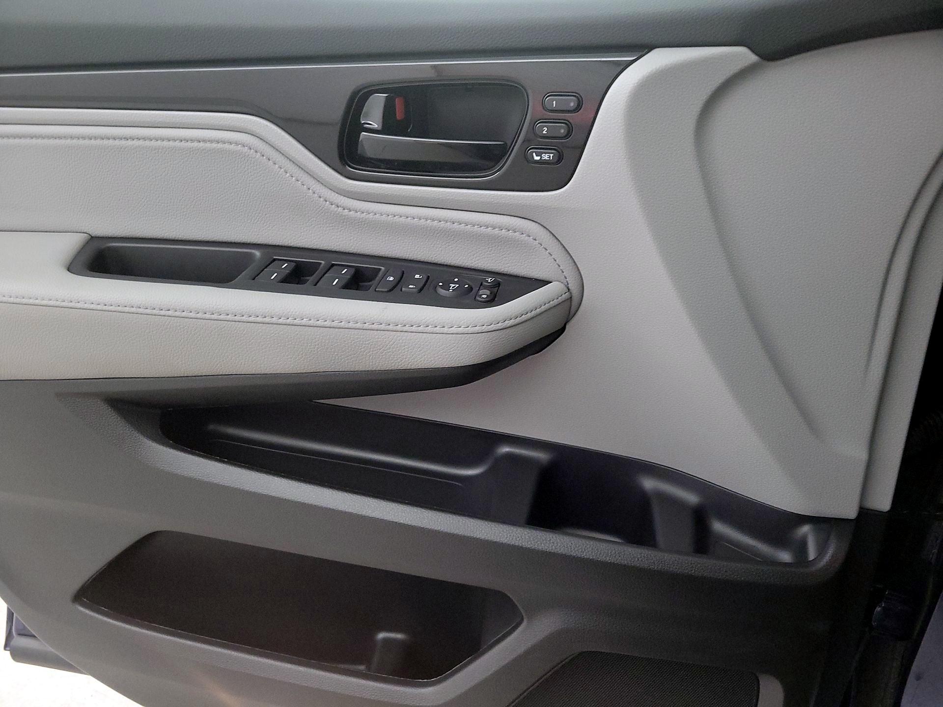 Thumbnail: 2024 Honda Odyssey - 12