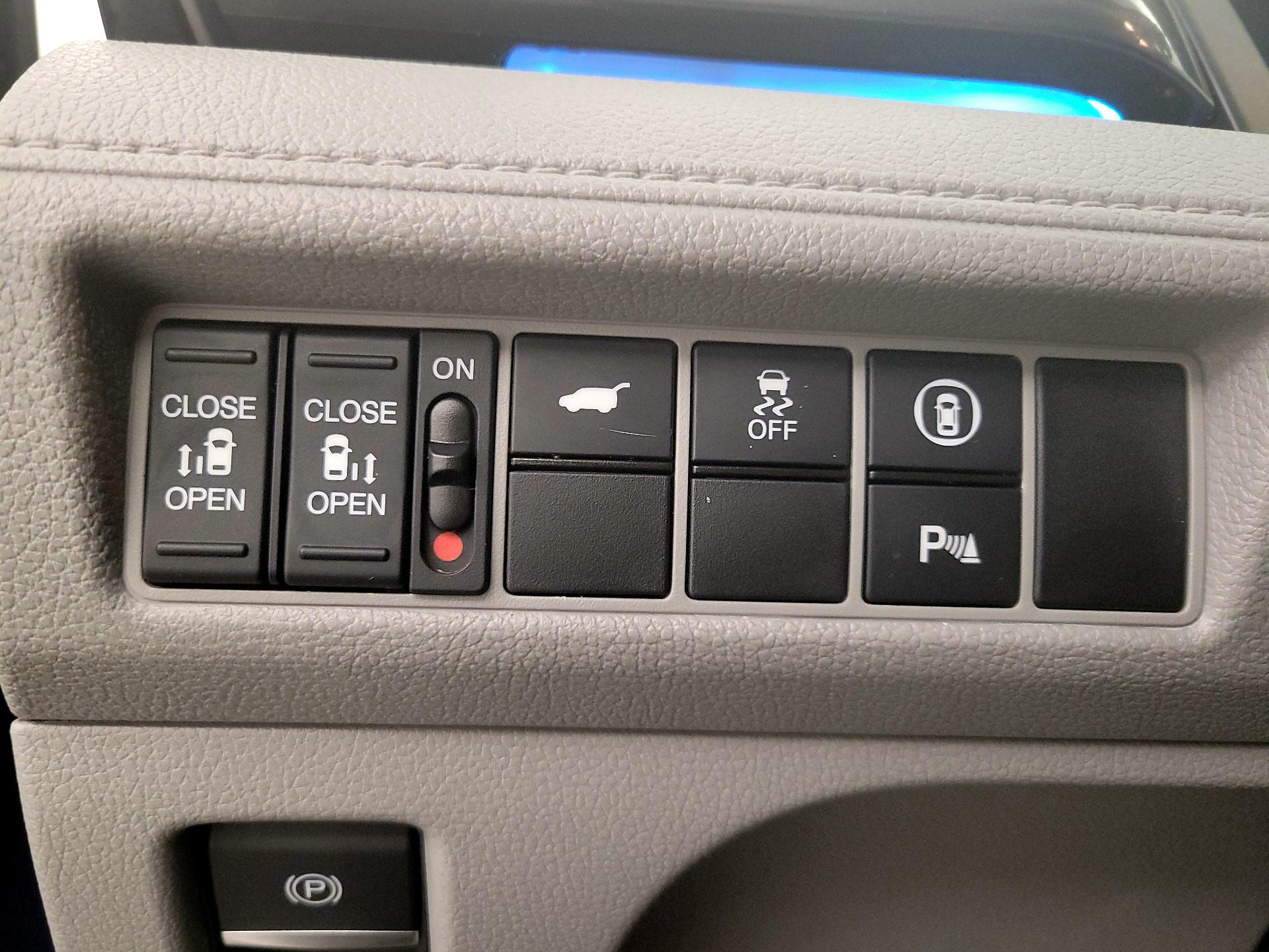 Thumbnail: 2024 Honda Odyssey - 13