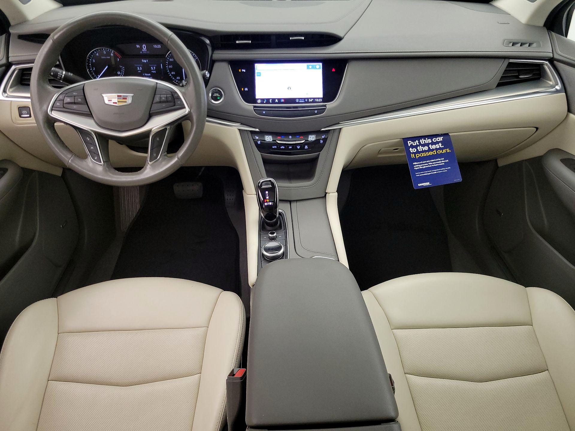 Thumbnail: 2022 Cadillac XT5 - 9