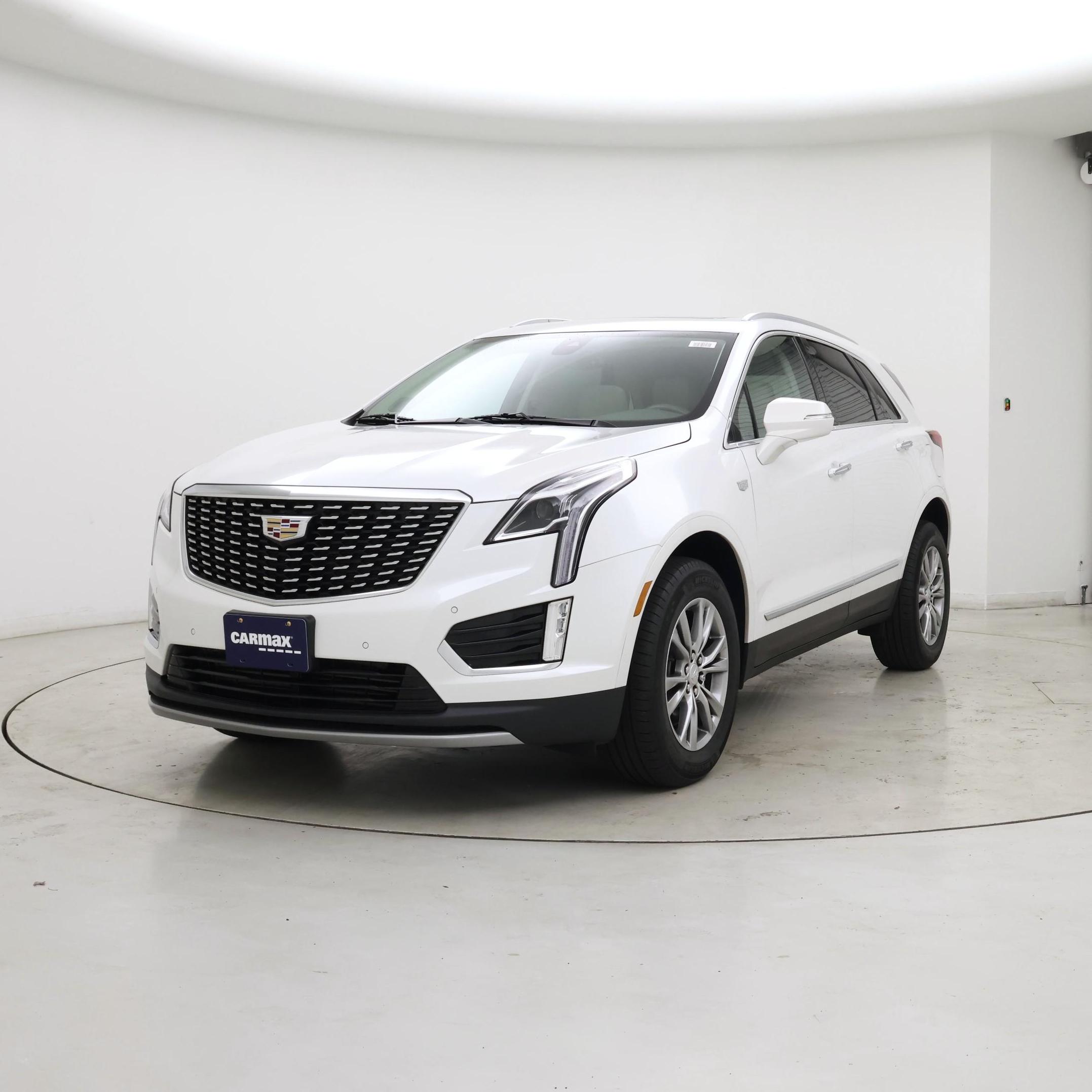 Thumbnail: 2022 Cadillac XT5 - 4