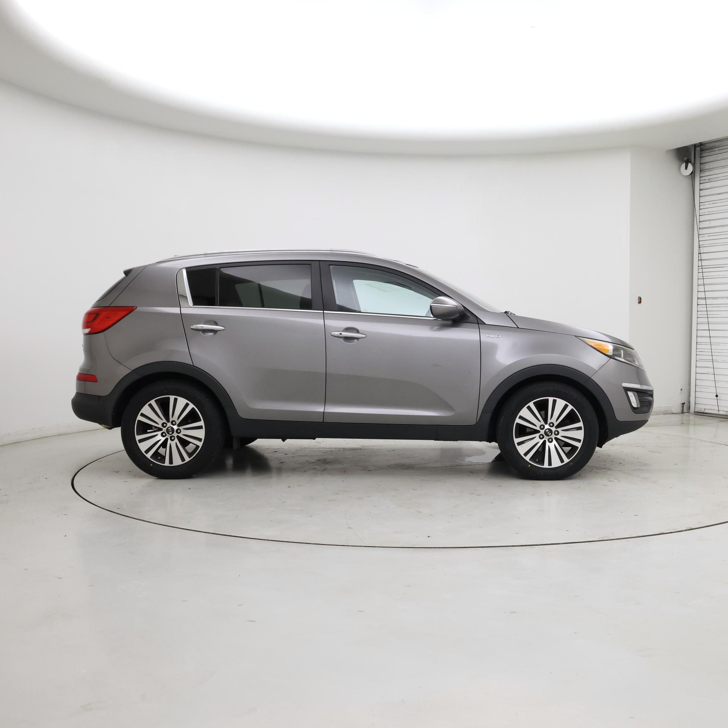 Thumbnail: 2016 Kia Sportage - 7