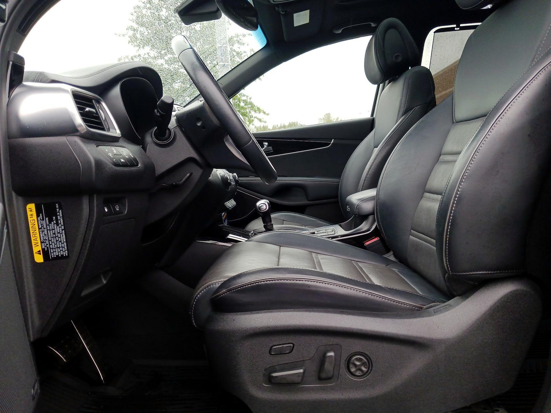 Thumbnail: 2016 Kia Sorento - 9