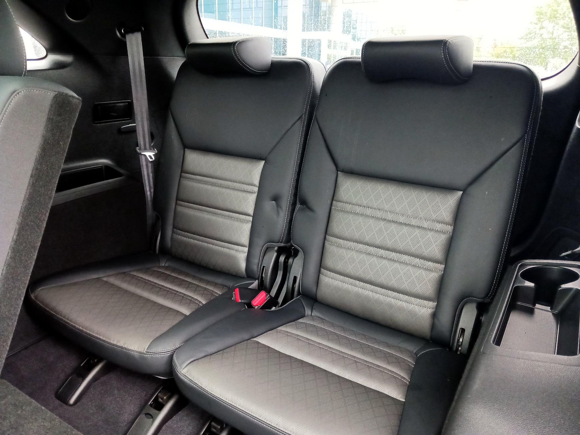Thumbnail: 2016 Kia Sorento - 20