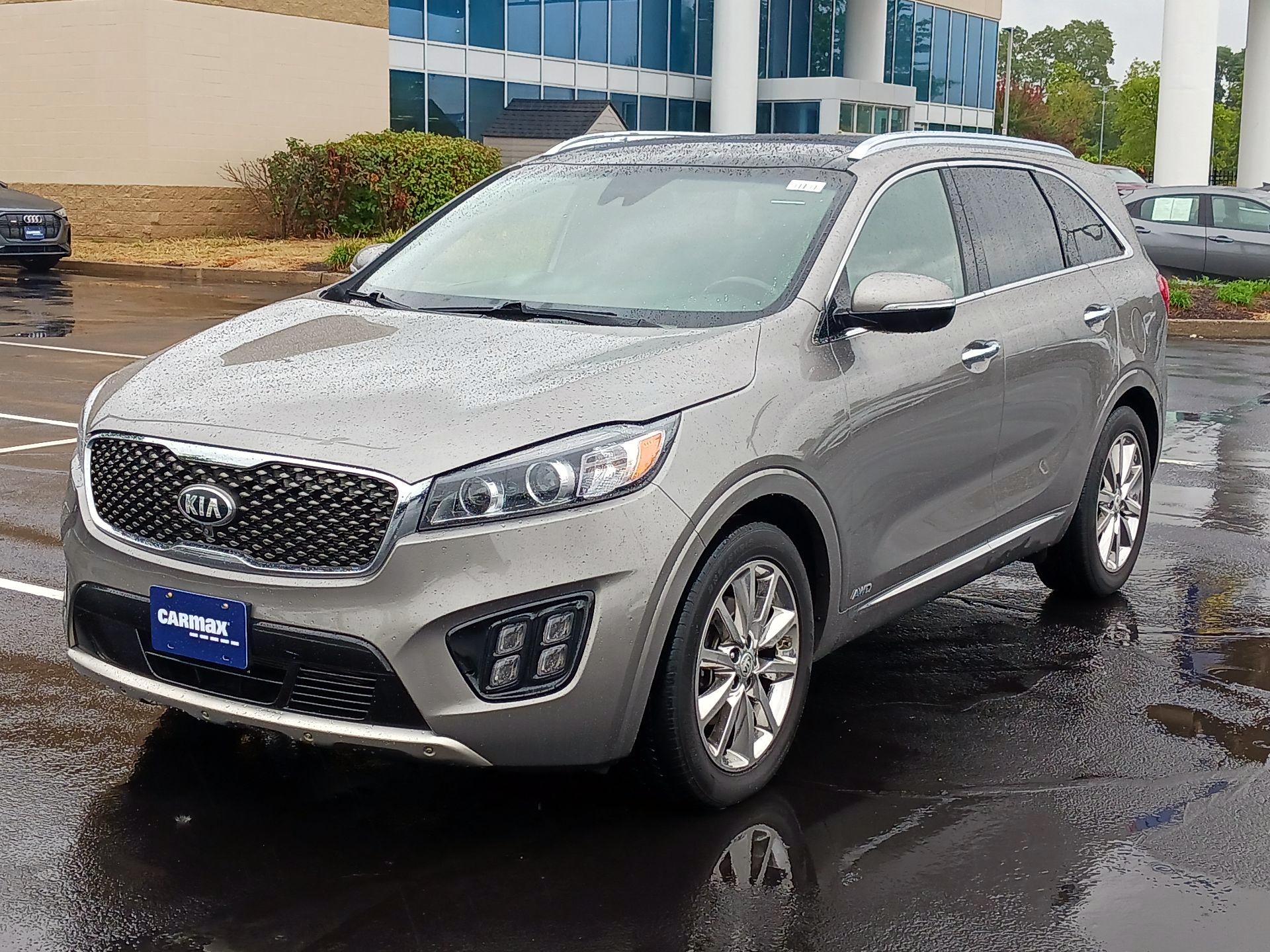 Thumbnail: 2016 Kia Sorento - 3