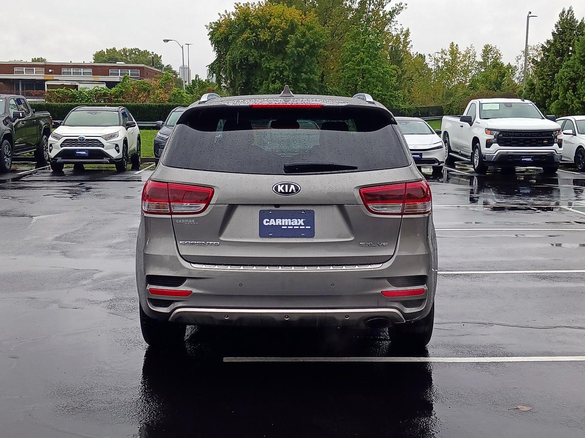 Thumbnail: 2016 Kia Sorento - 6
