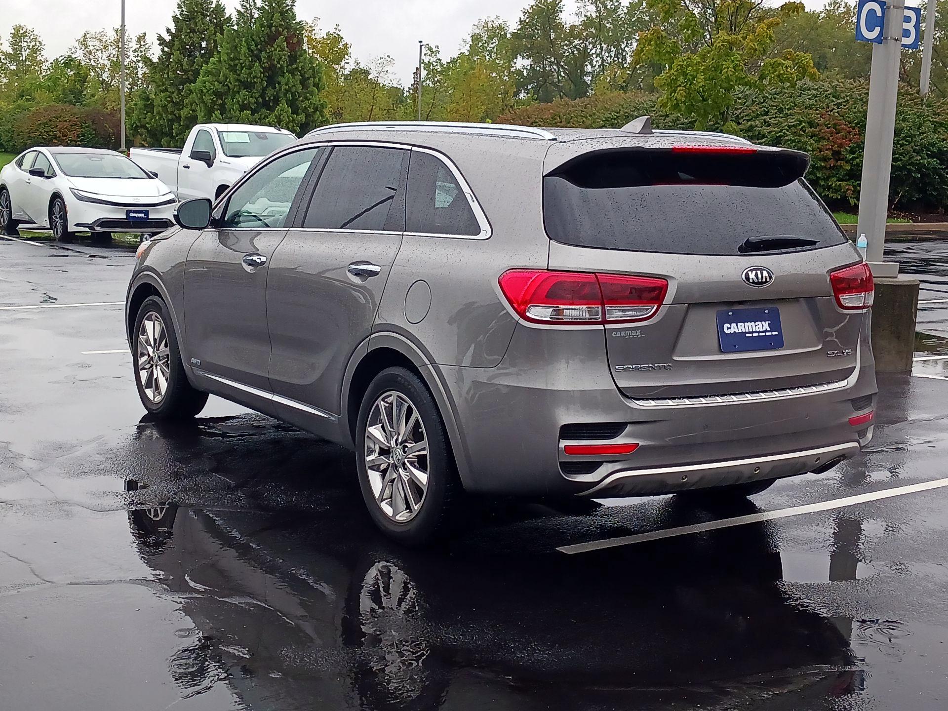 Thumbnail: 2016 Kia Sorento - 7