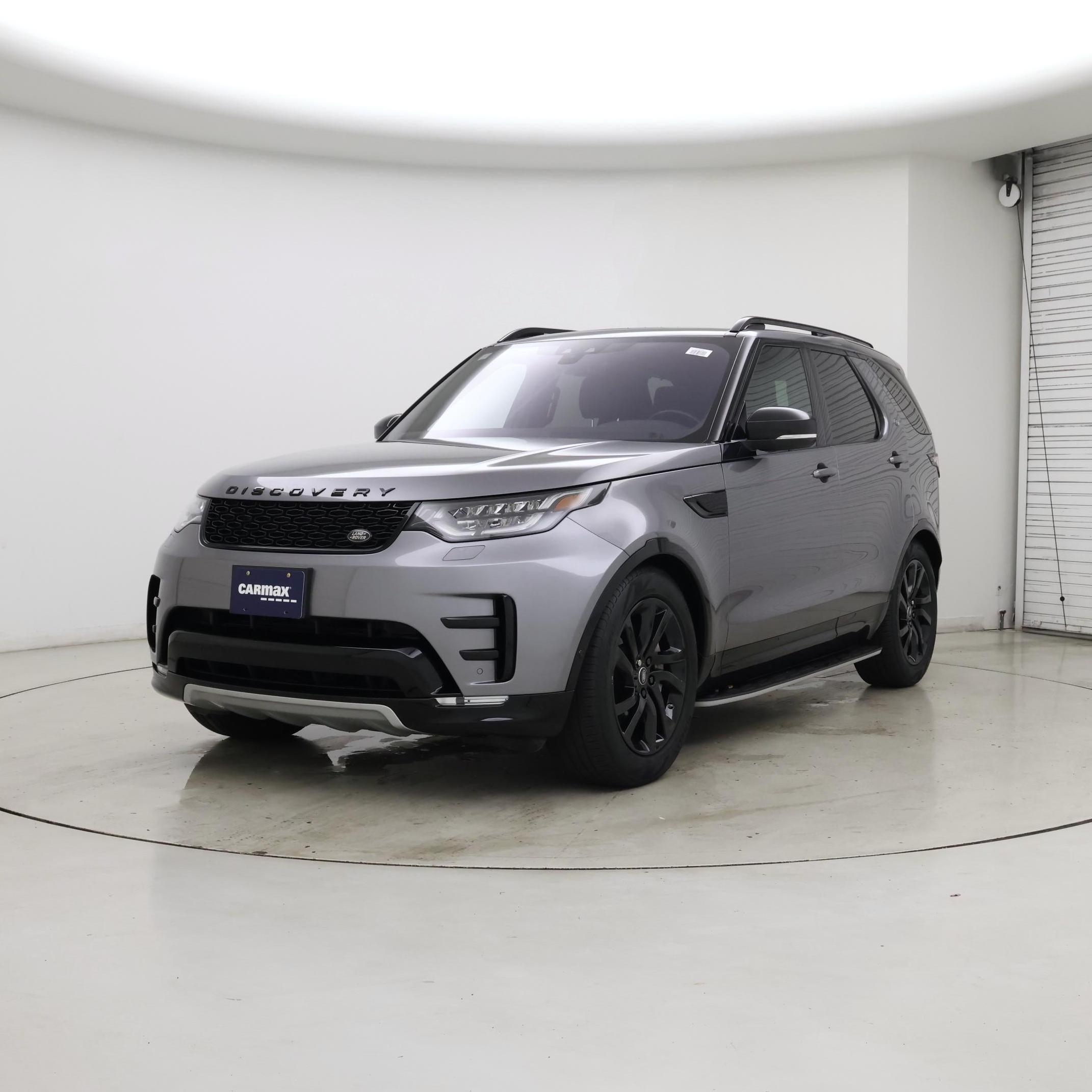 Thumbnail: 2020 Land Rover Discovery - 4