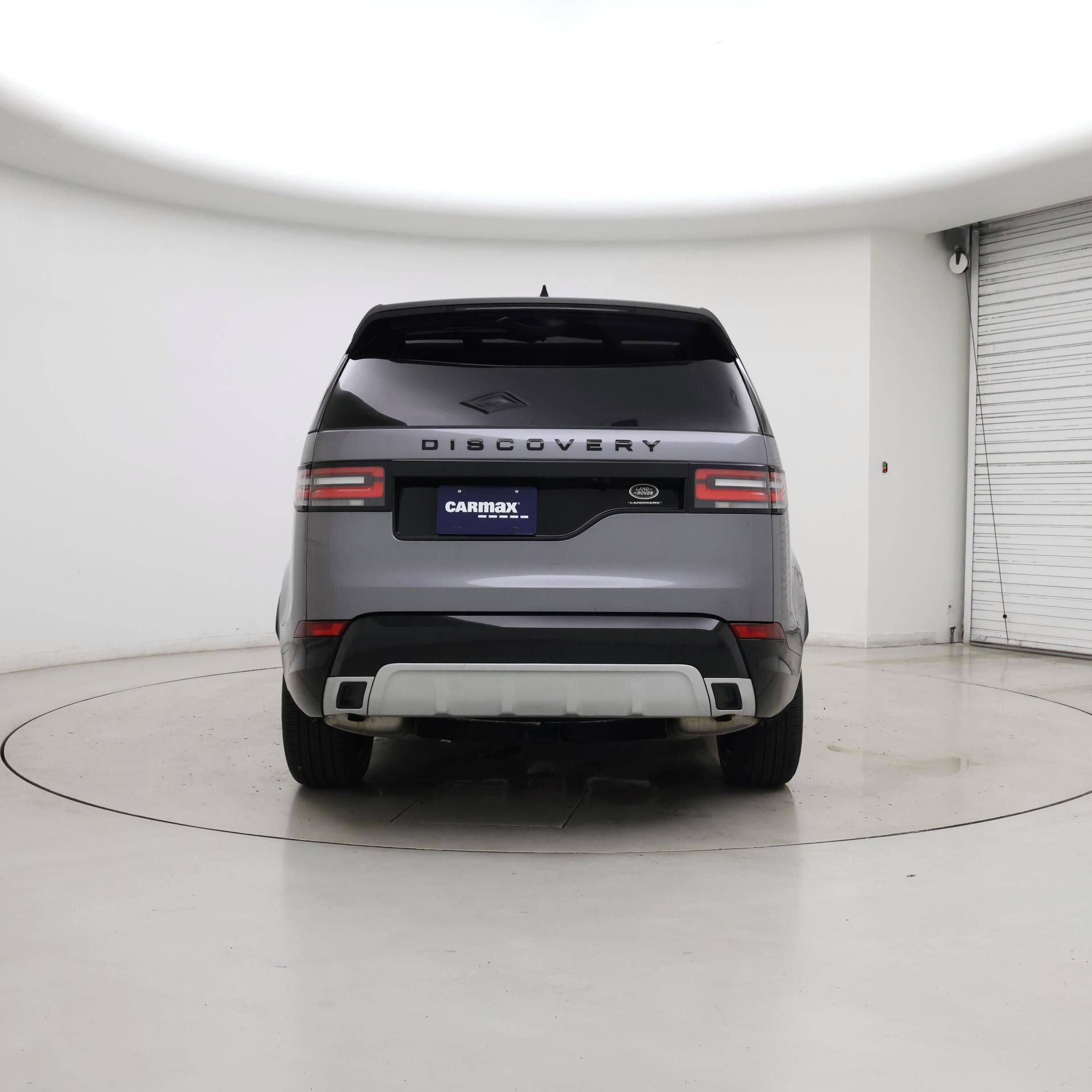Thumbnail: 2020 Land Rover Discovery - 6