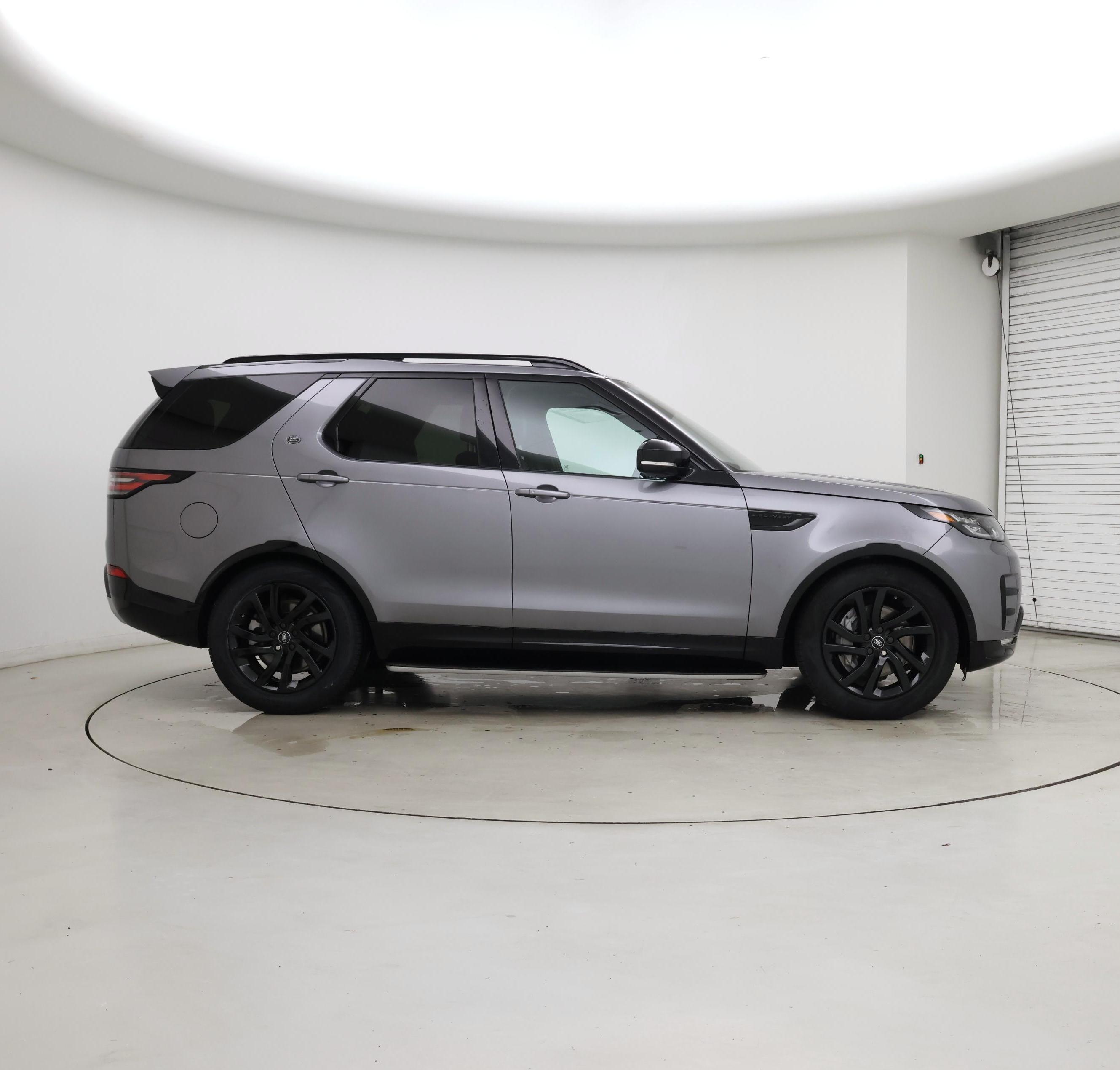 Thumbnail: 2020 Land Rover Discovery - 7