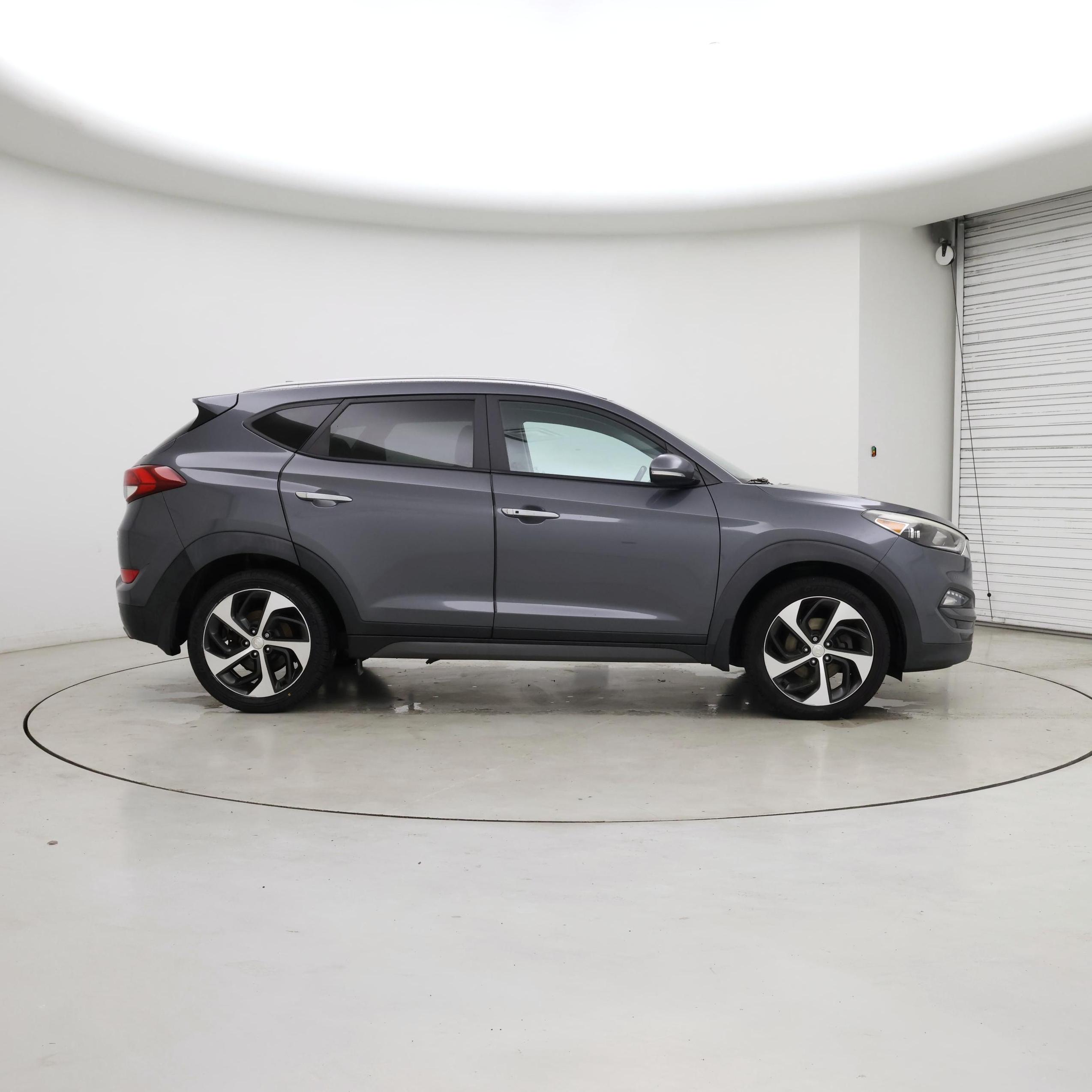 Thumbnail: 2016 Hyundai Tucson - 7