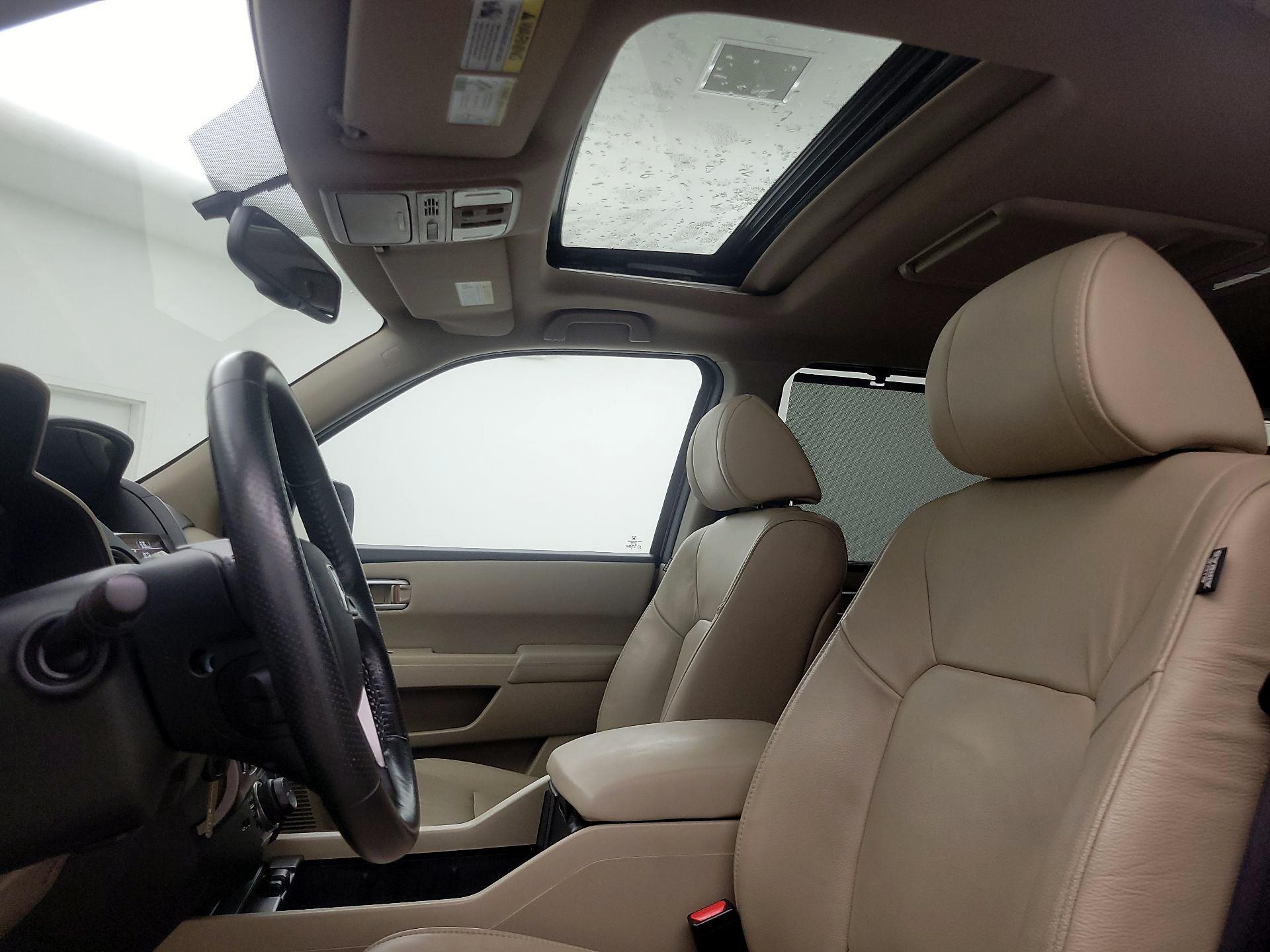 Thumbnail: 2014 Honda Pilot - 20