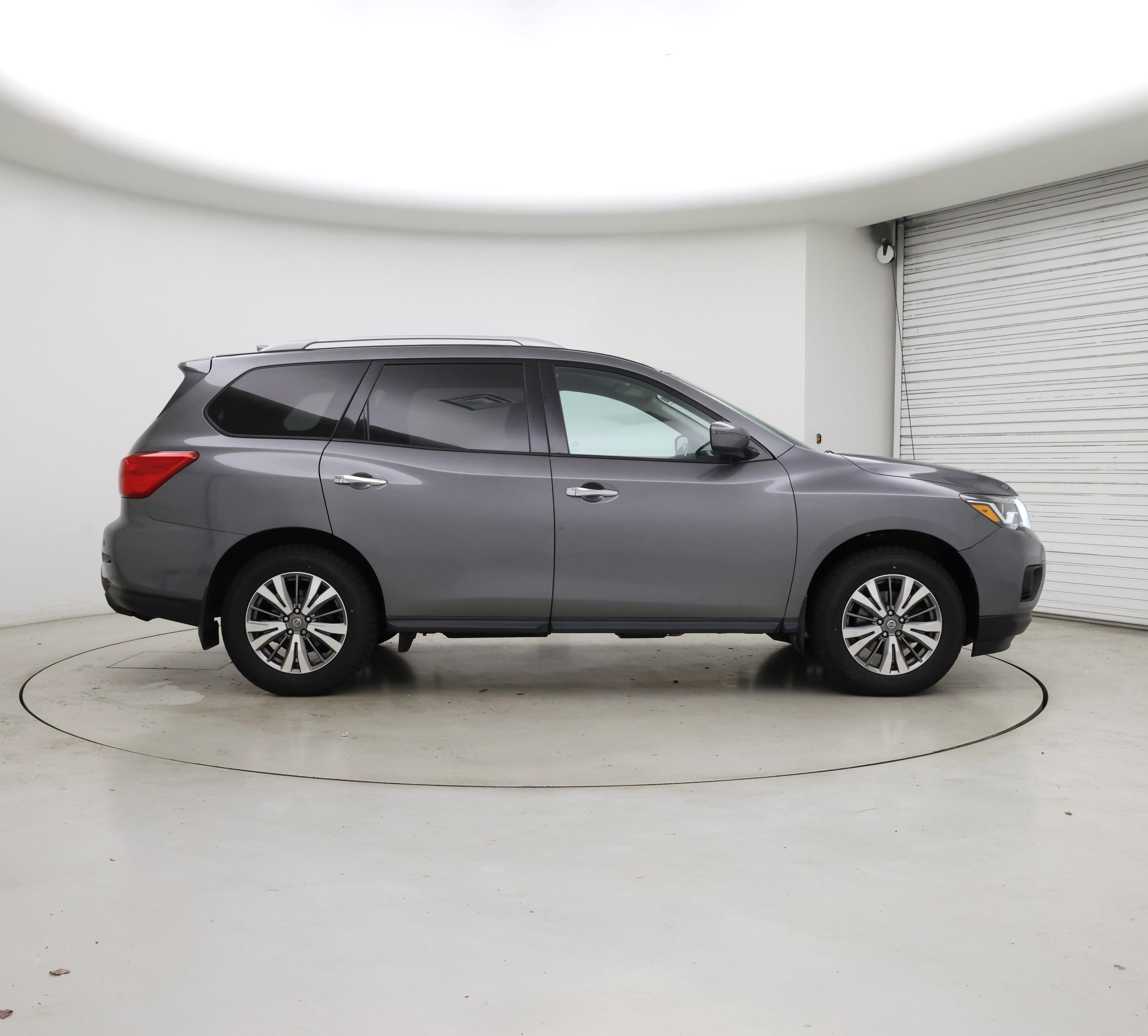 Thumbnail: 2019 Nissan Pathfinder - 7