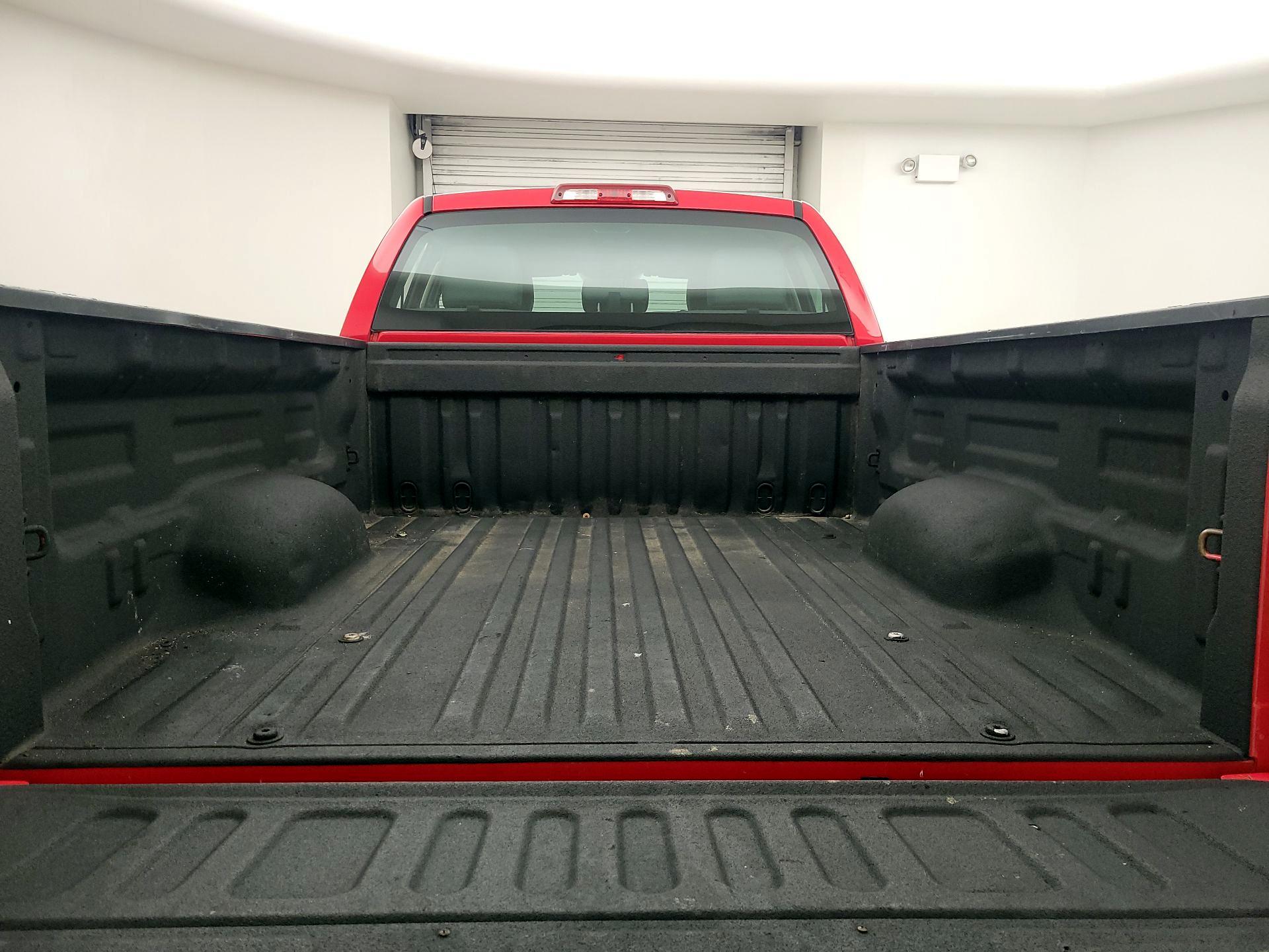 Thumbnail: 2016 Toyota Tundra - 20