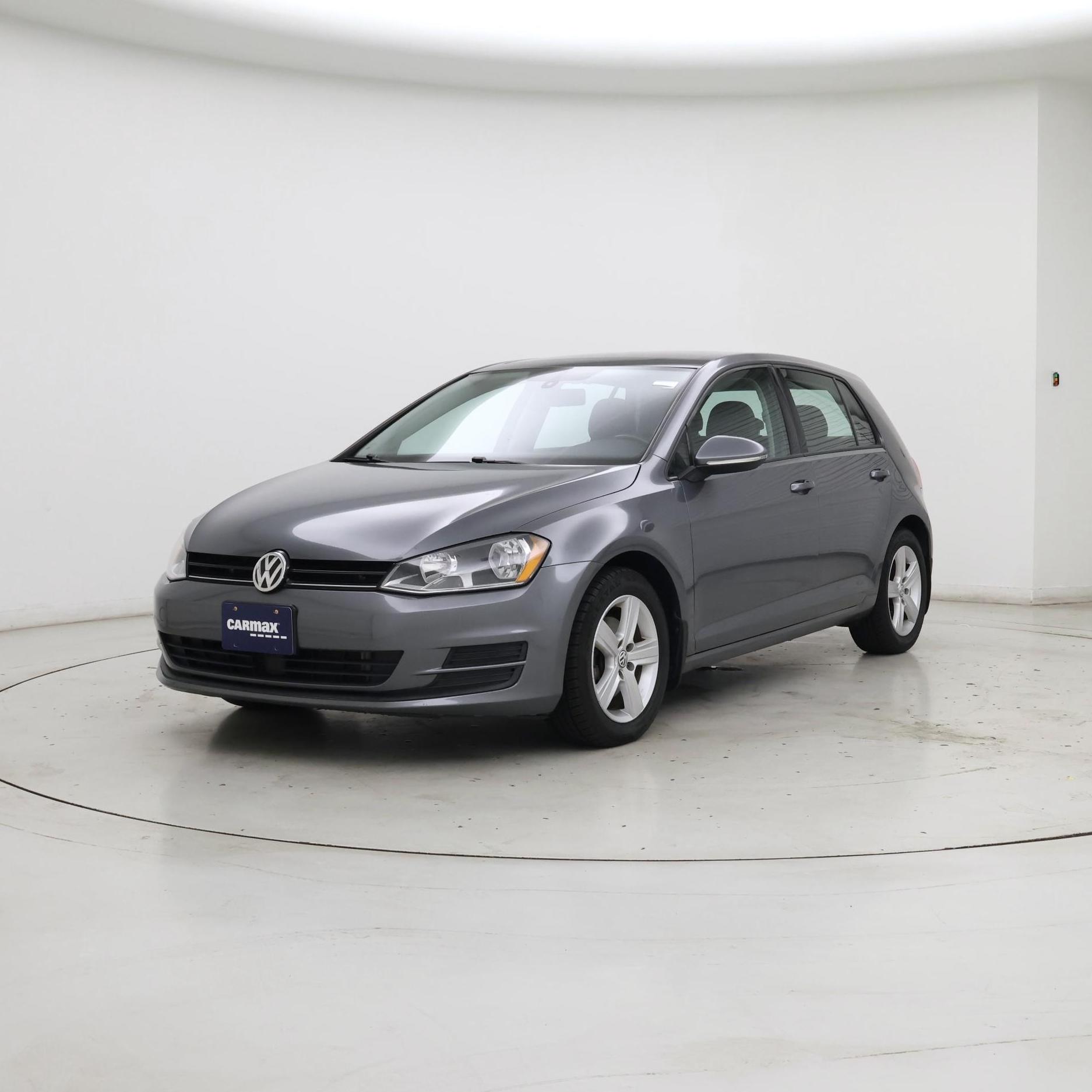 Thumbnail: 2017 Volkswagen Golf - 4