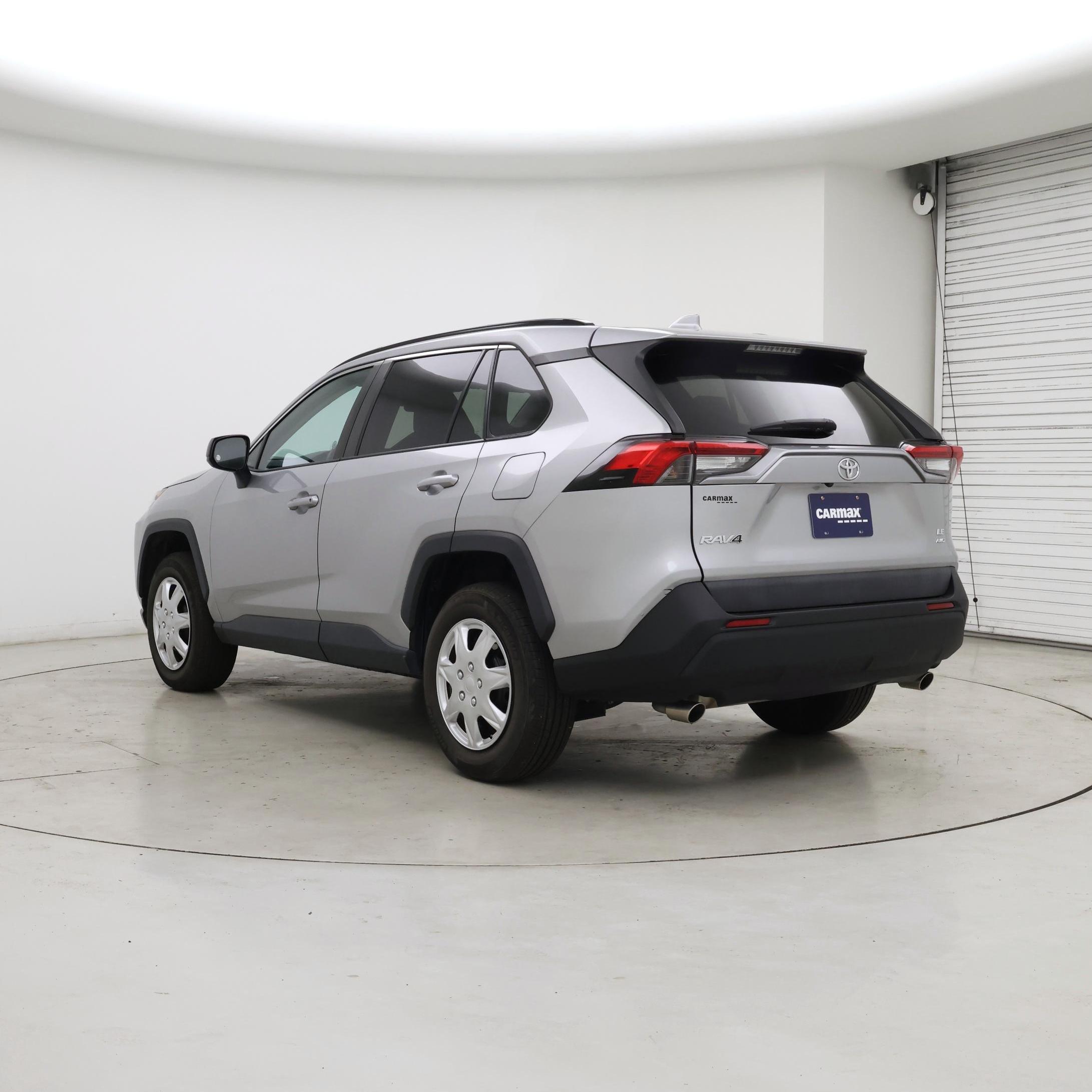 Thumbnail: 2019 Toyota RAV4 - 2