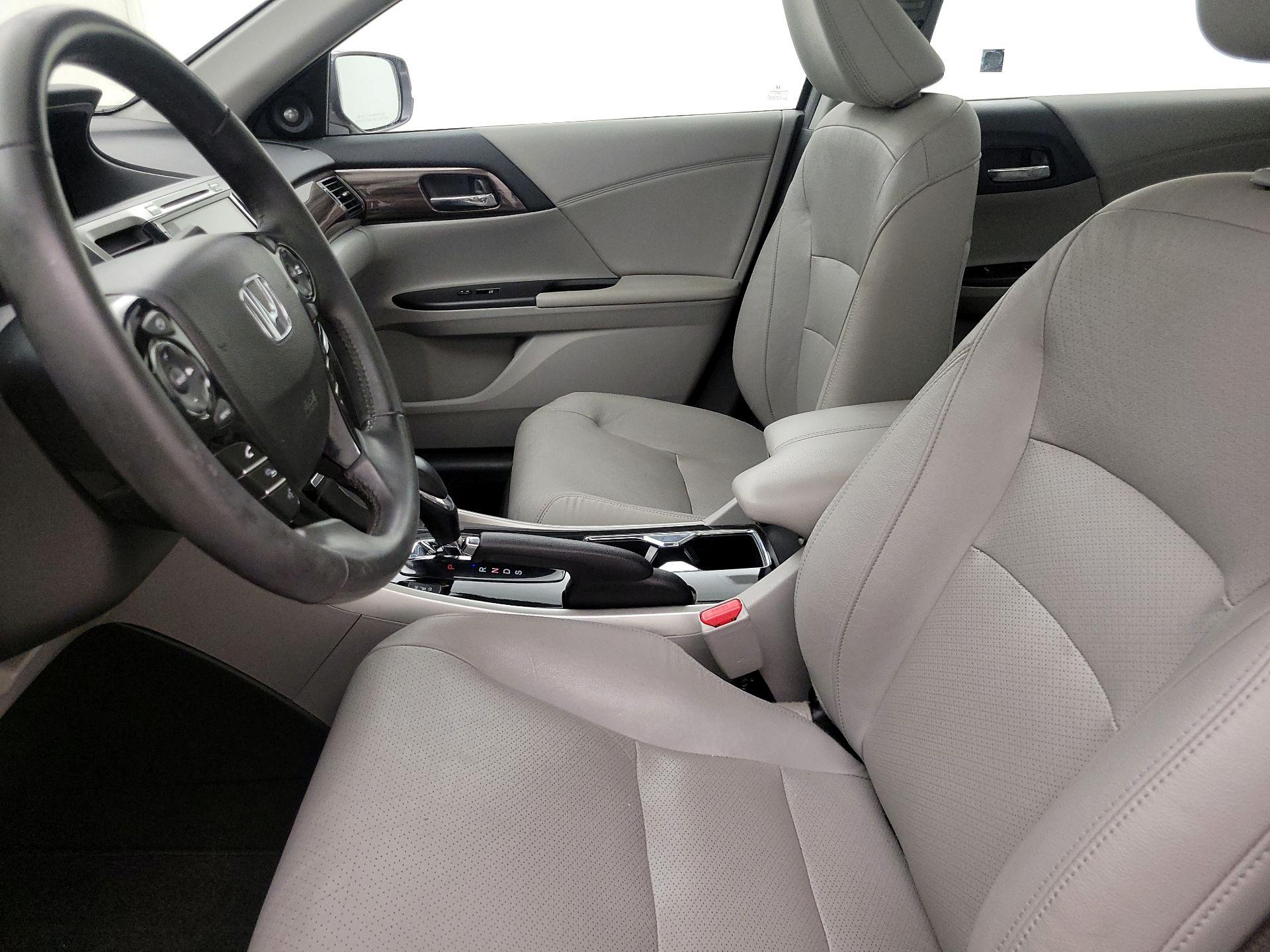 Thumbnail: 2016 Honda Accord - 11