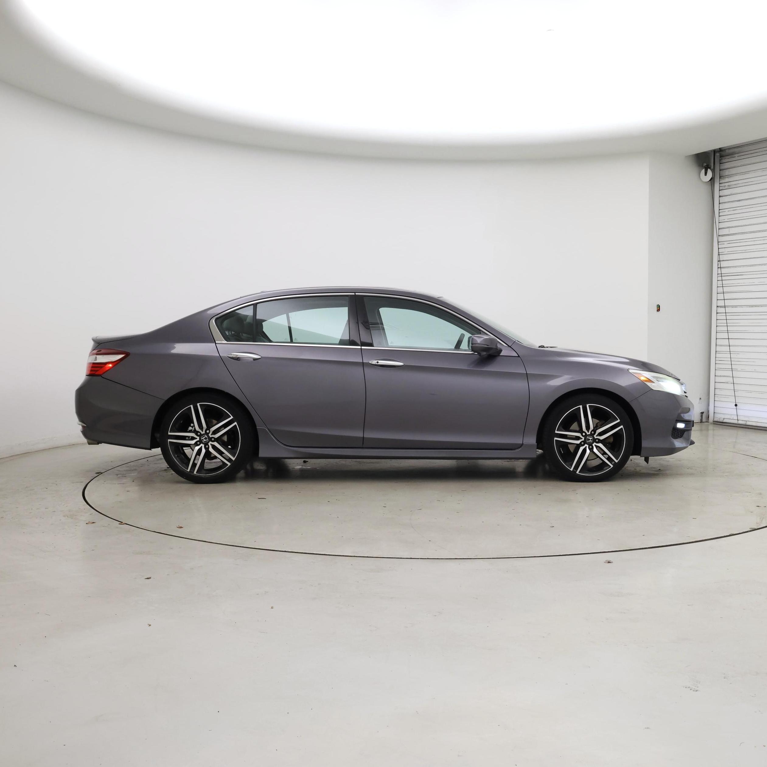 Thumbnail: 2016 Honda Accord - 7