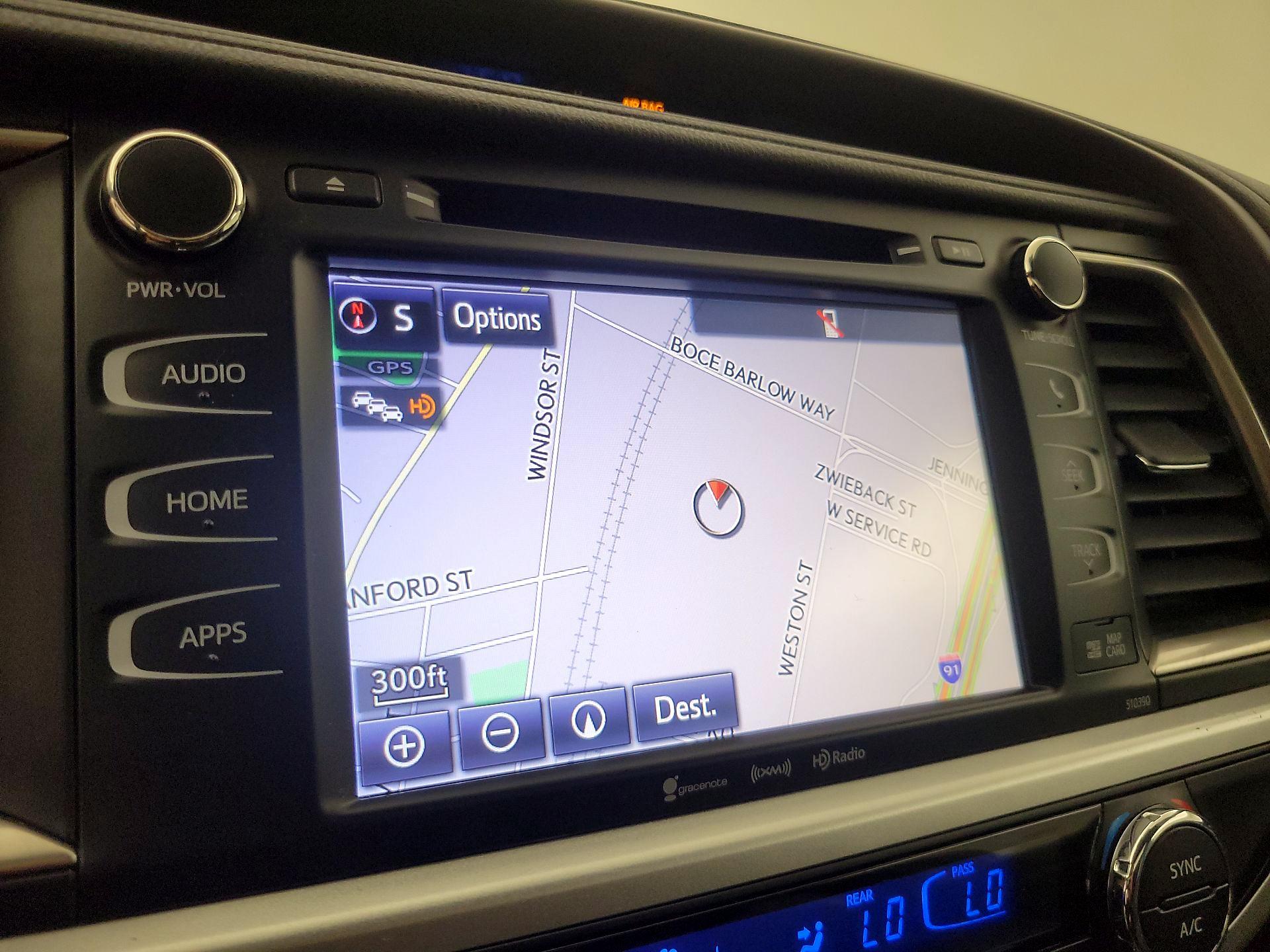 Thumbnail: 2019 Toyota Highlander - 14