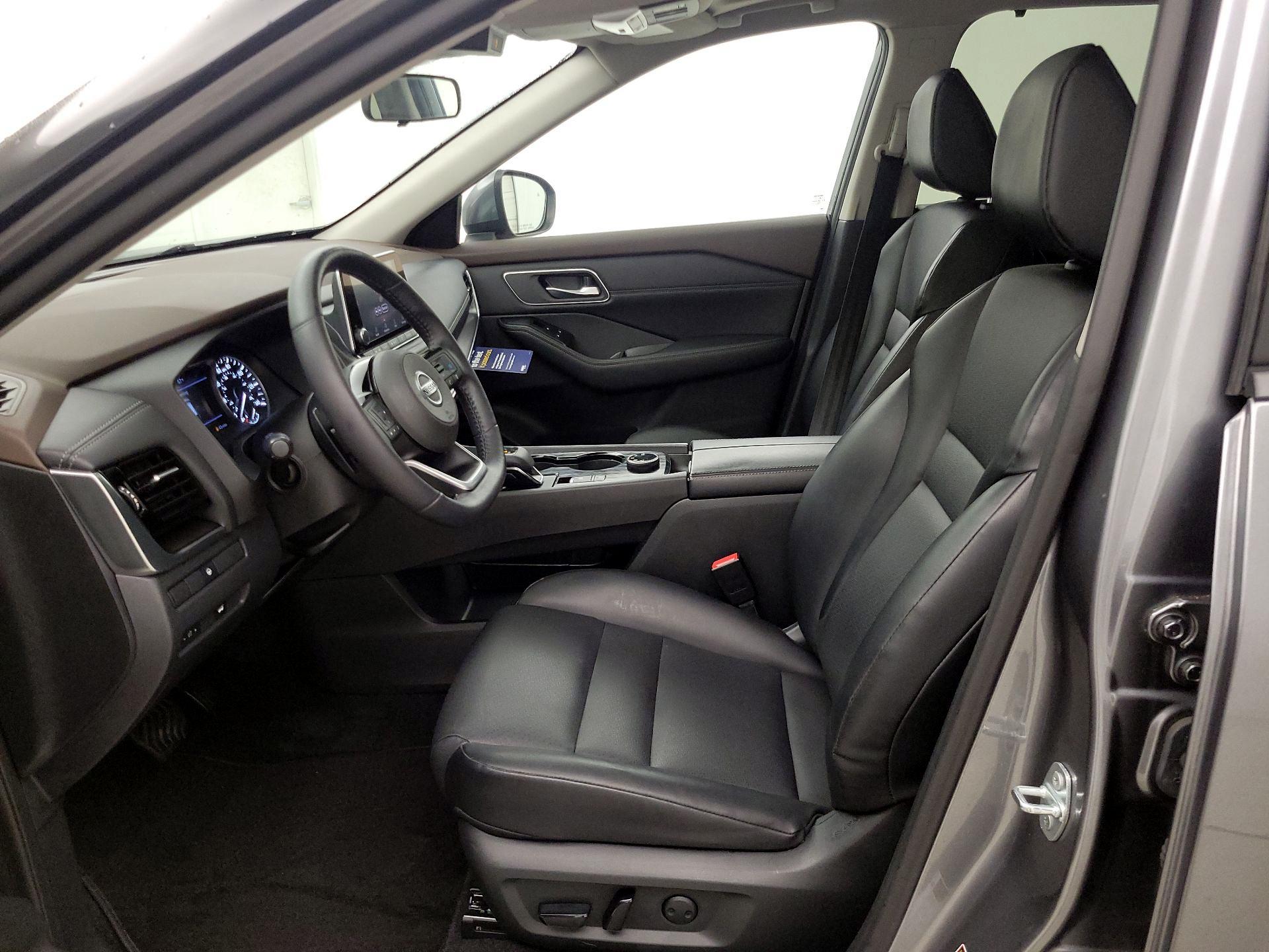 Thumbnail: 2021 Nissan Rogue - 11