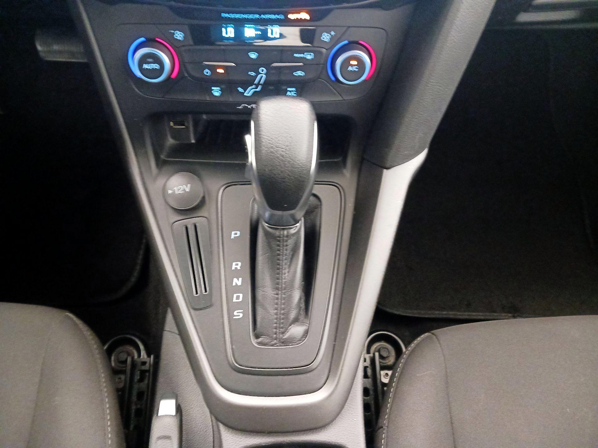 Thumbnail: 2018 Ford Focus - 17